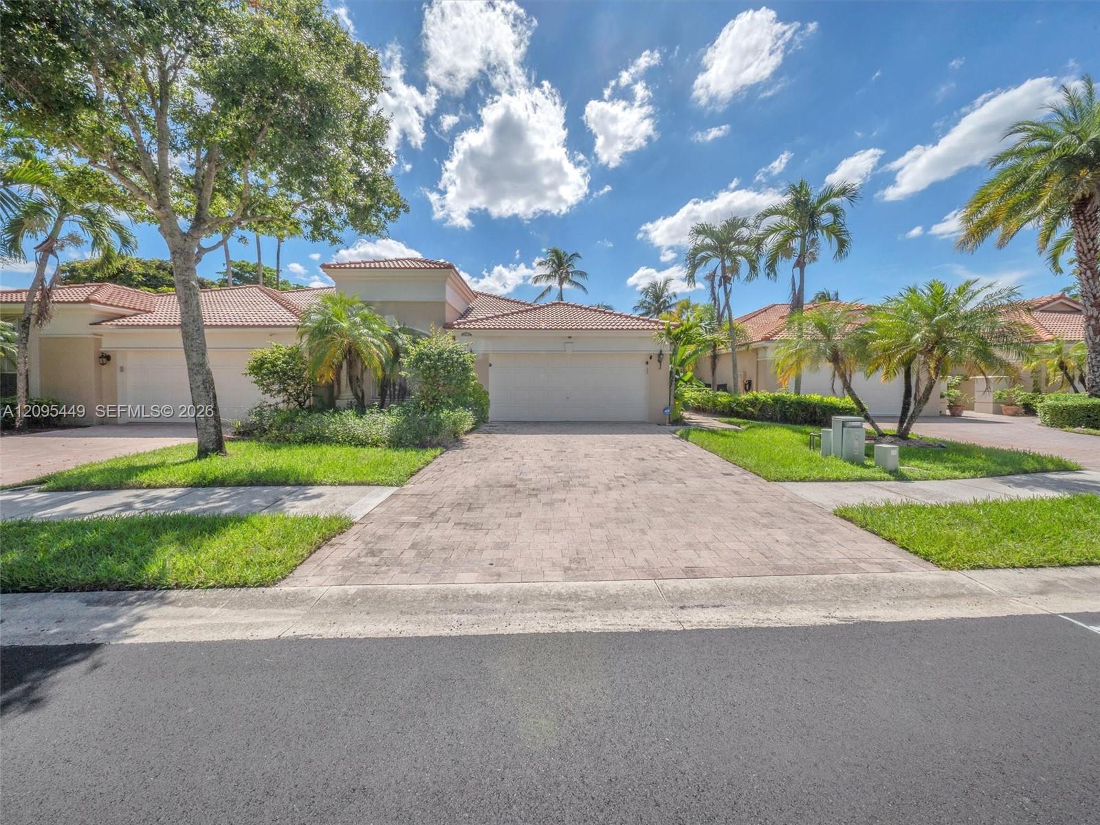2418 Sandy Cay