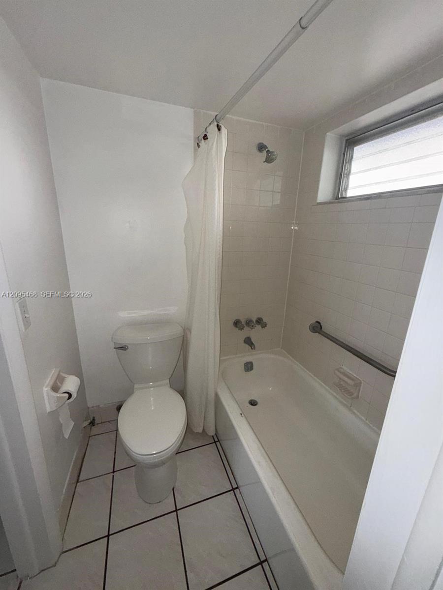 5800 Nw 64th Avenue 306 Property Photo 12