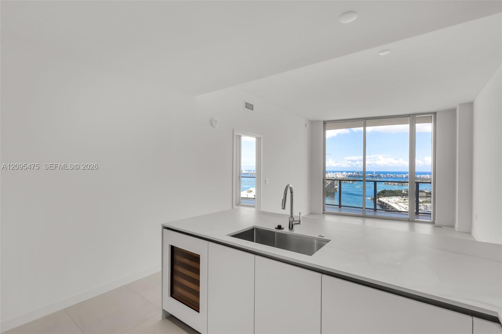 1400 Biscayne Boulevard 4105 Property Photo 8