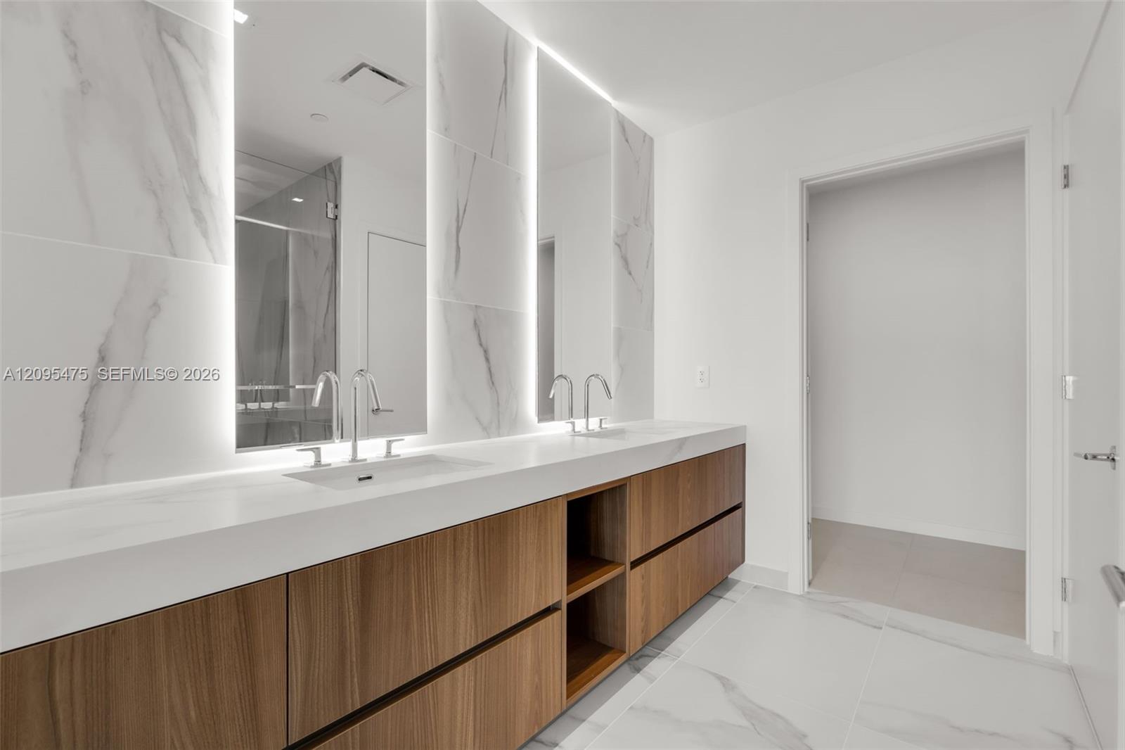1400 Biscayne Boulevard 4105 Property Photo 15