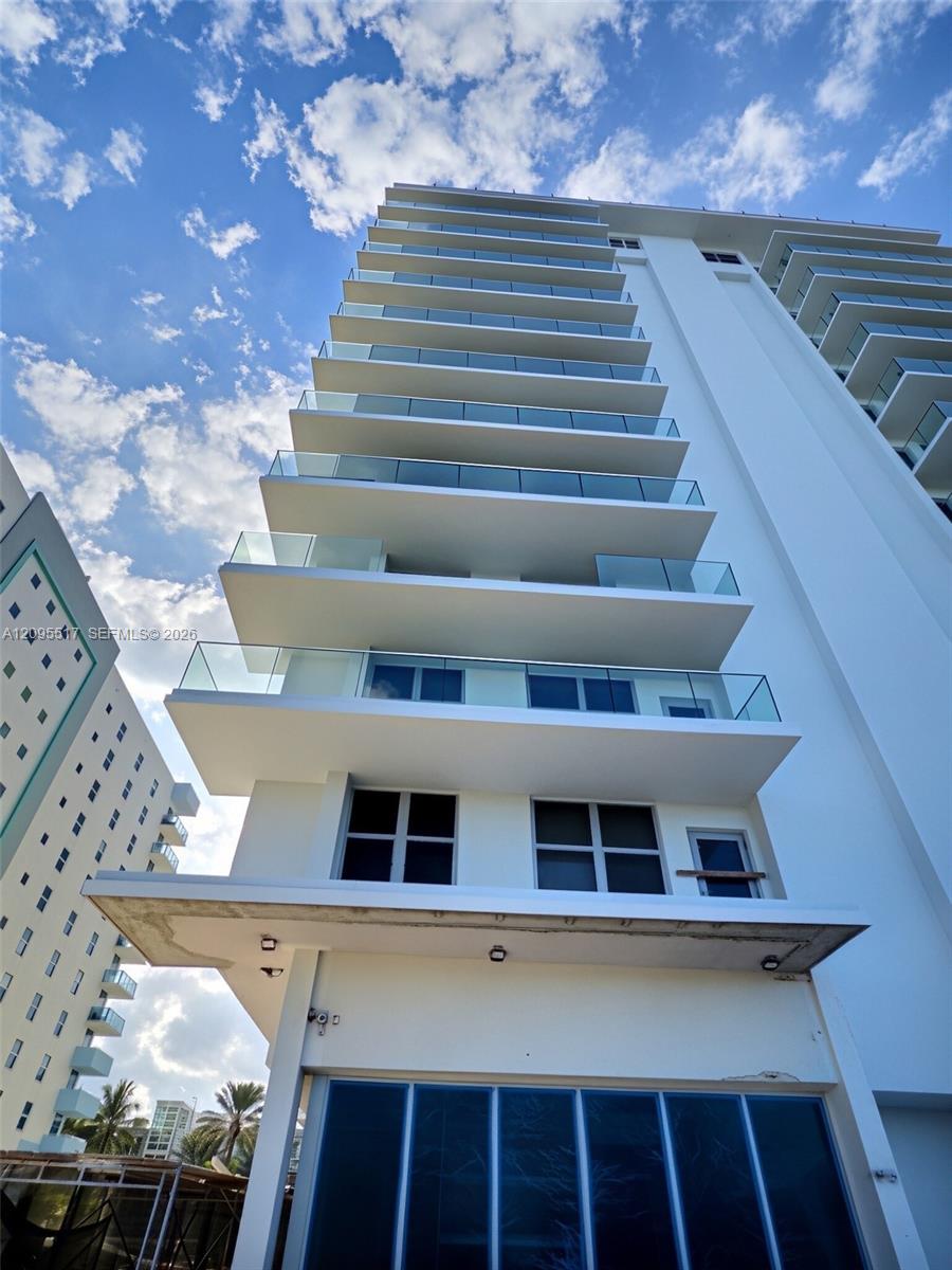 9225 Collins Avenue 1109 Property Photo 1