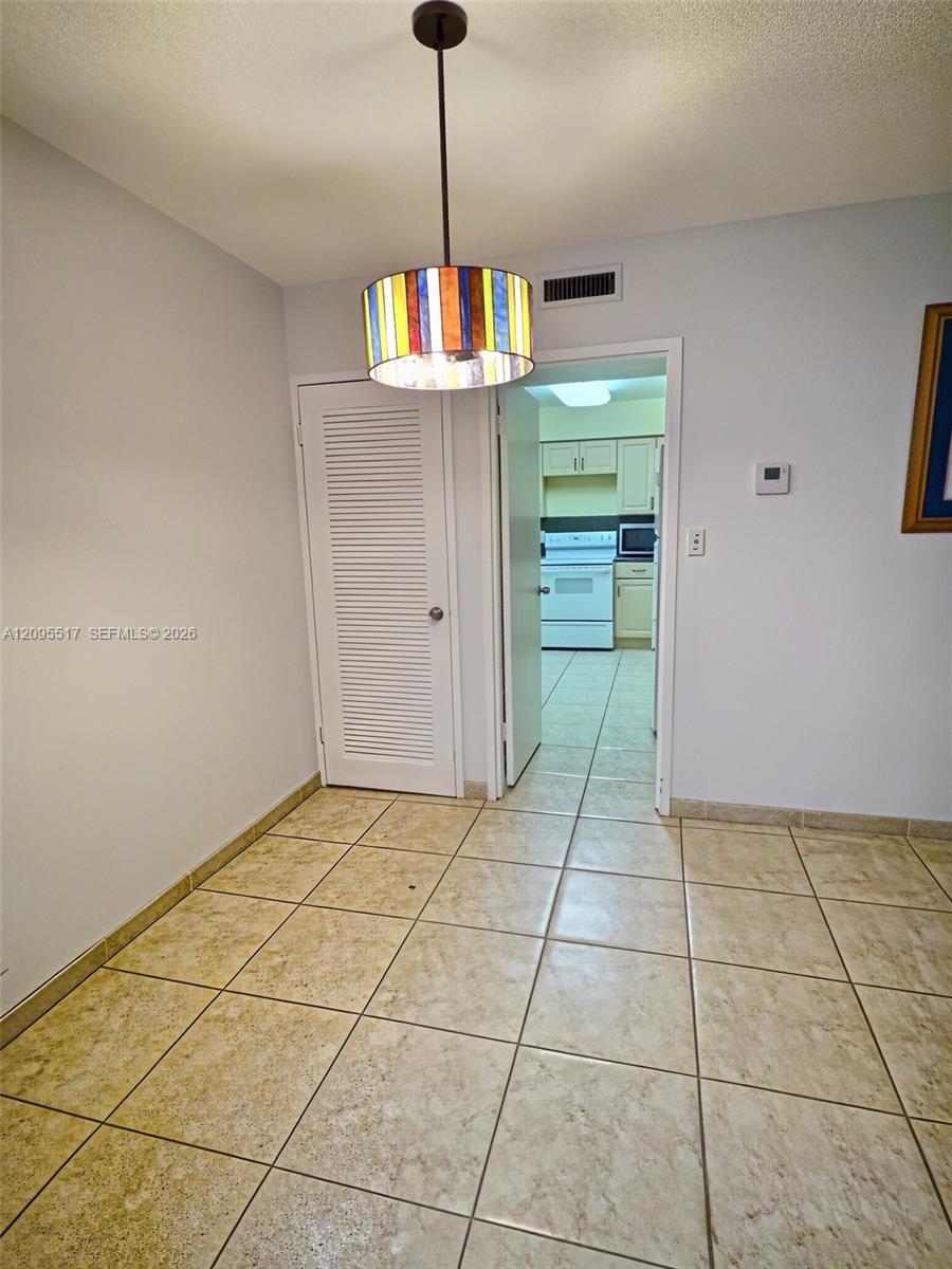 9225 Collins Avenue 1109 Property Photo 20