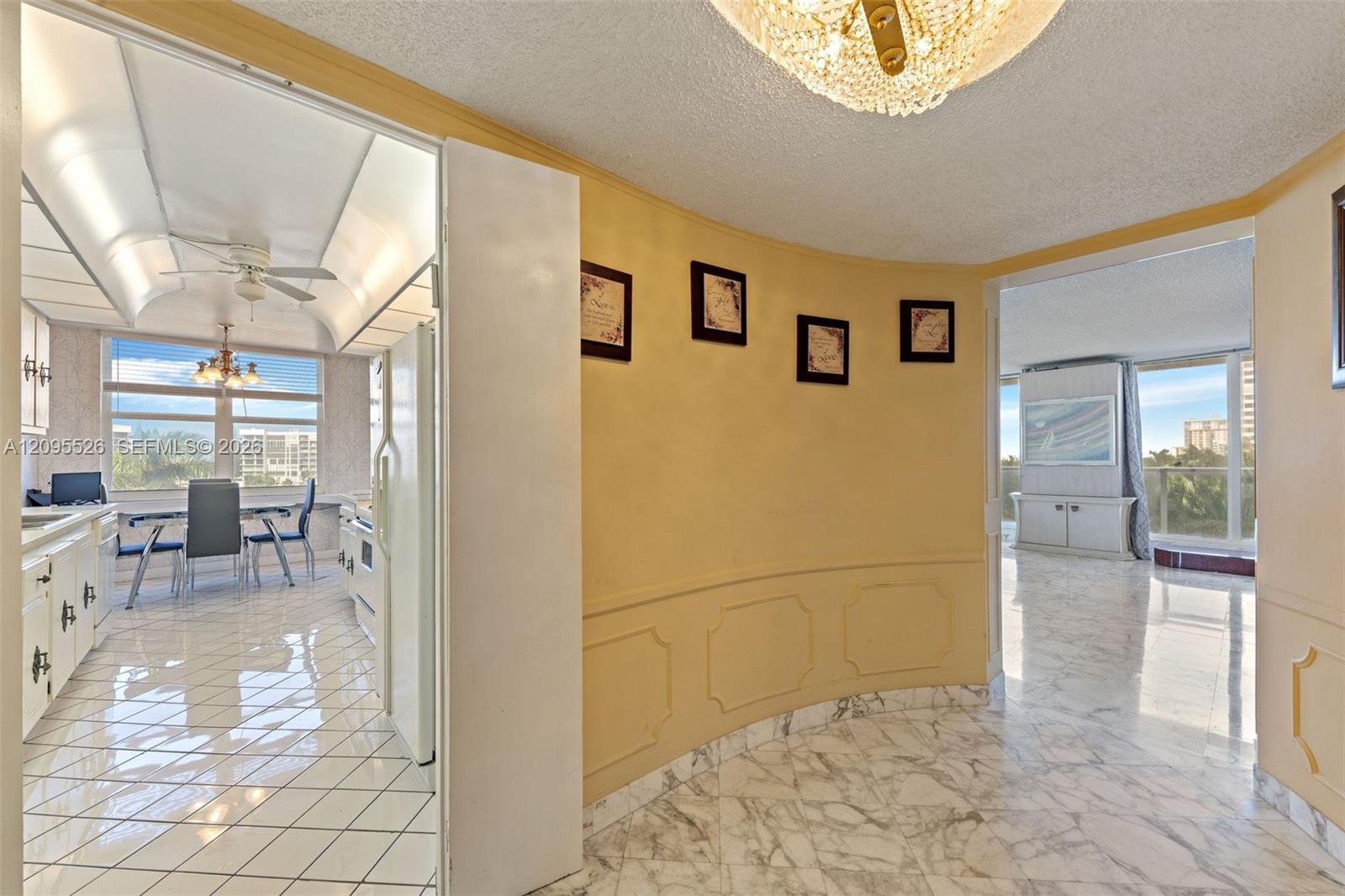 2751 S Ocean Drive 501N Property Photo 1