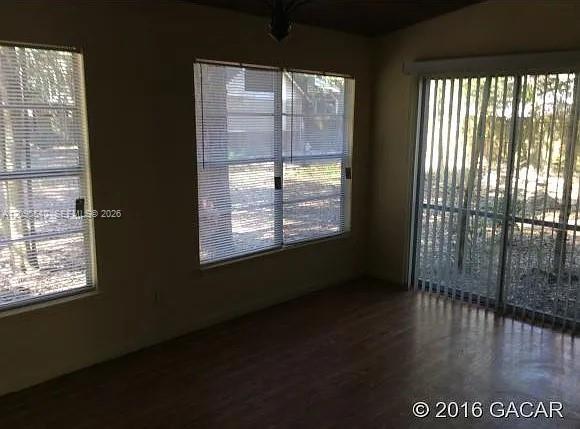 4216 Nw 10 Street Property Photo 4