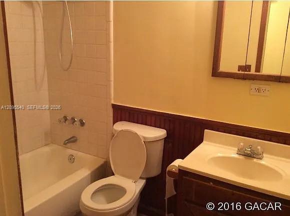 4216 Nw 10 Street Property Photo 10
