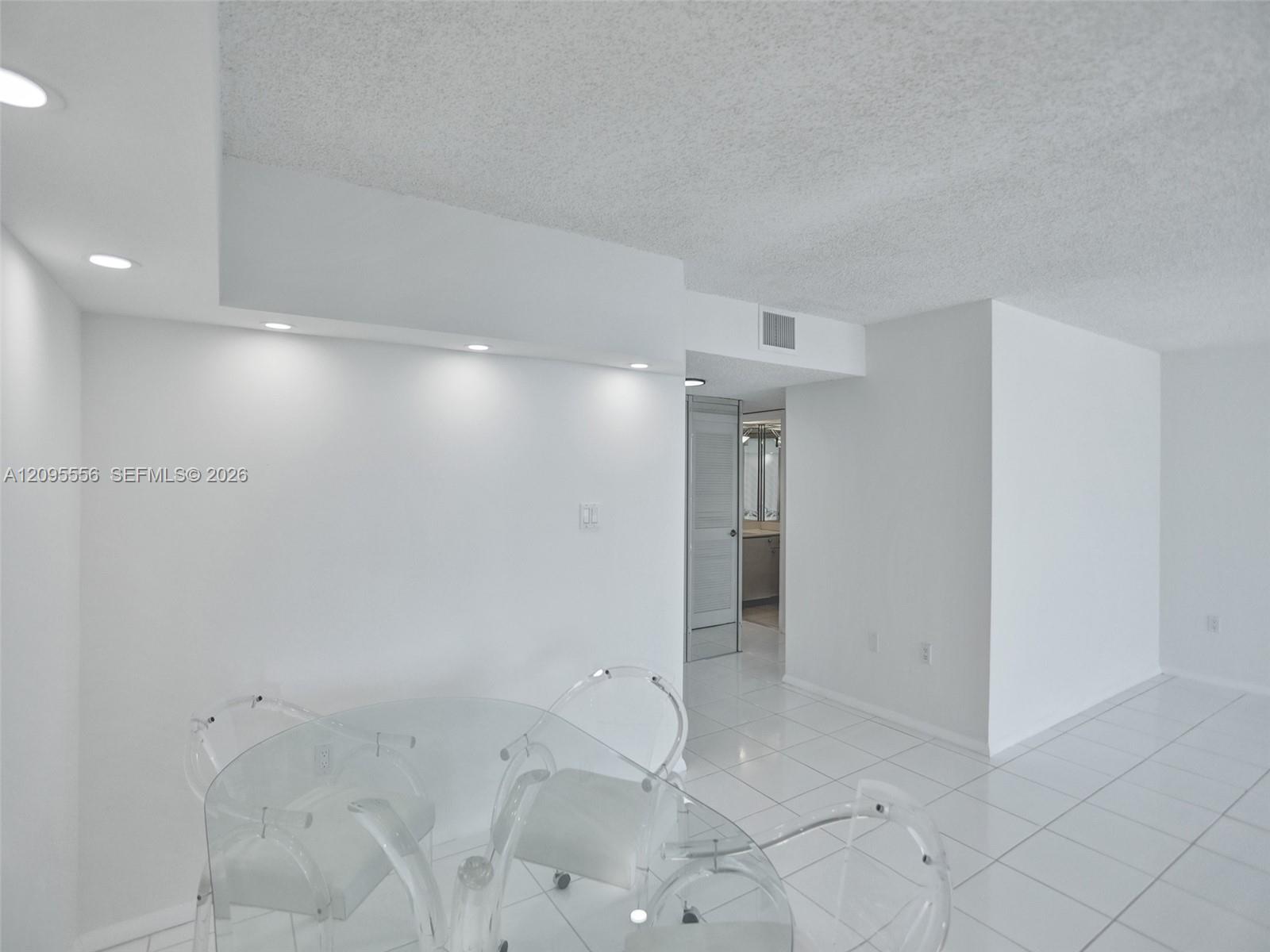 18071 Biscayne Boulevard 1701 Property Photo 8