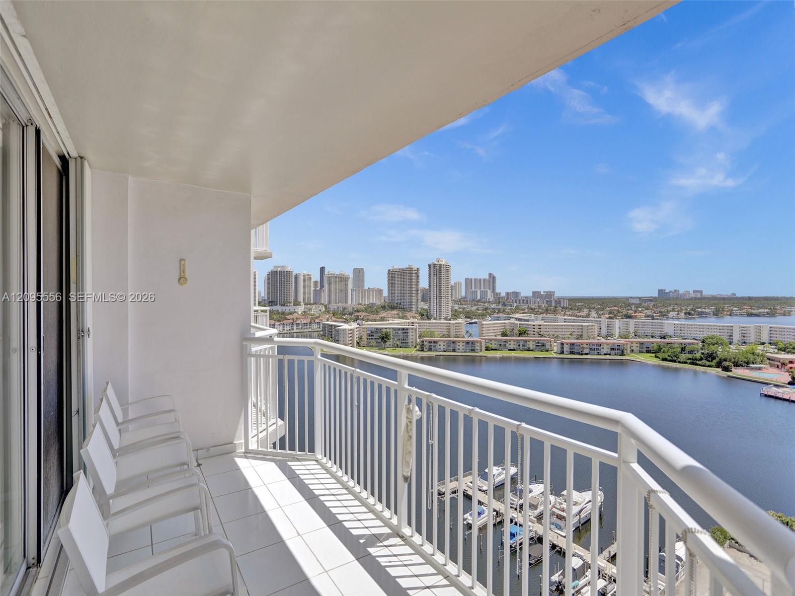 18071 Biscayne Boulevard 1701 Property Photo 13