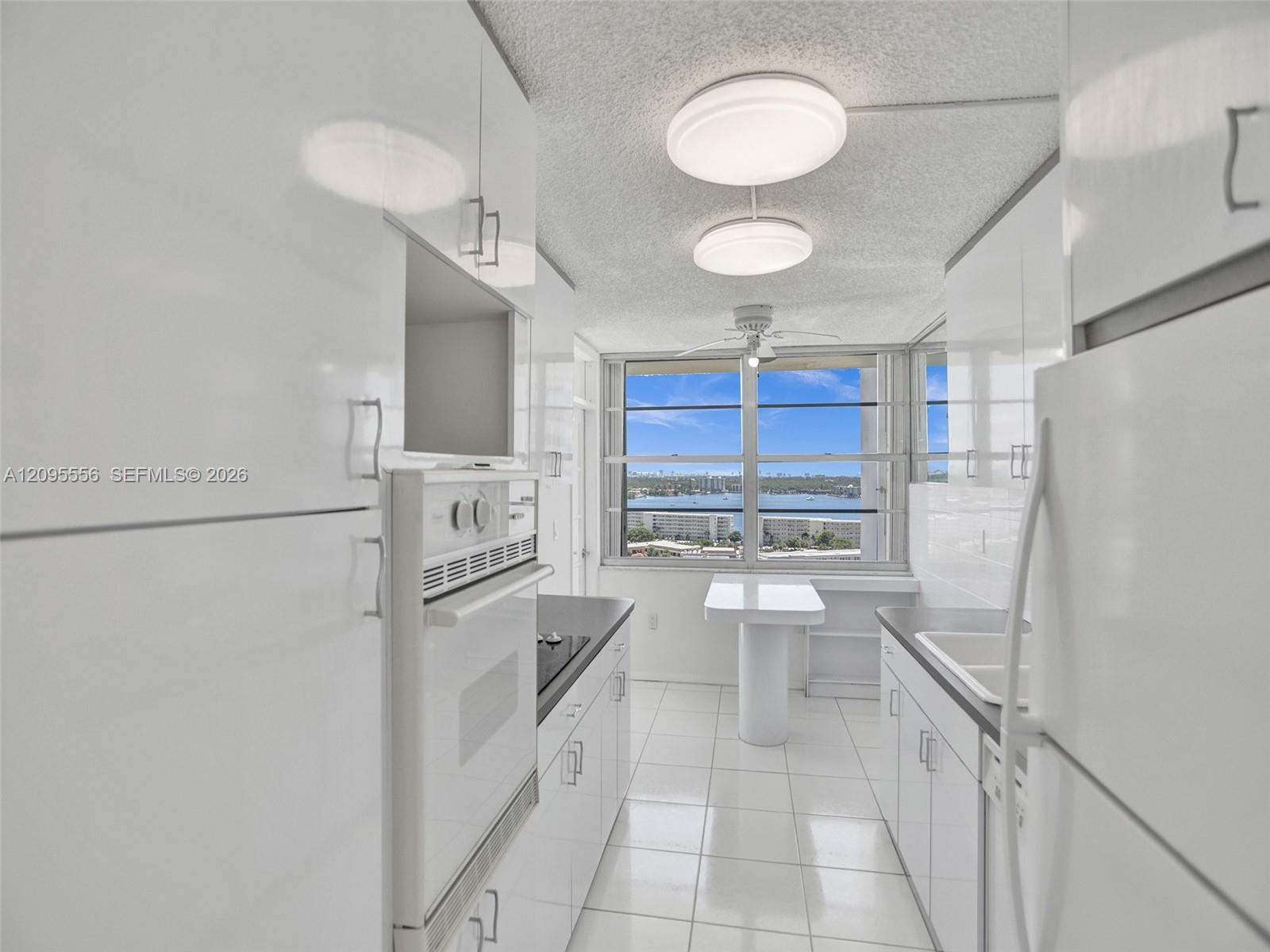 18071 Biscayne Boulevard 1701 Property Photo 17