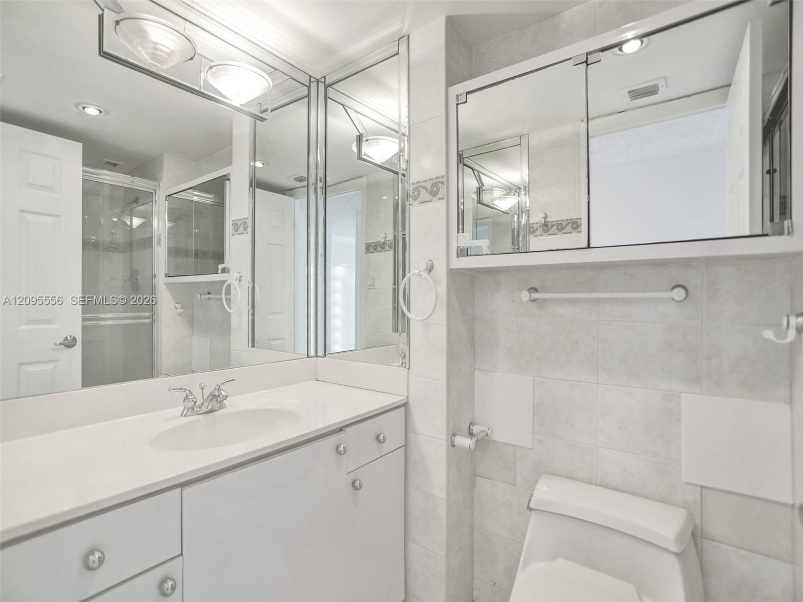 18071 Biscayne Boulevard 1701 Property Photo 18