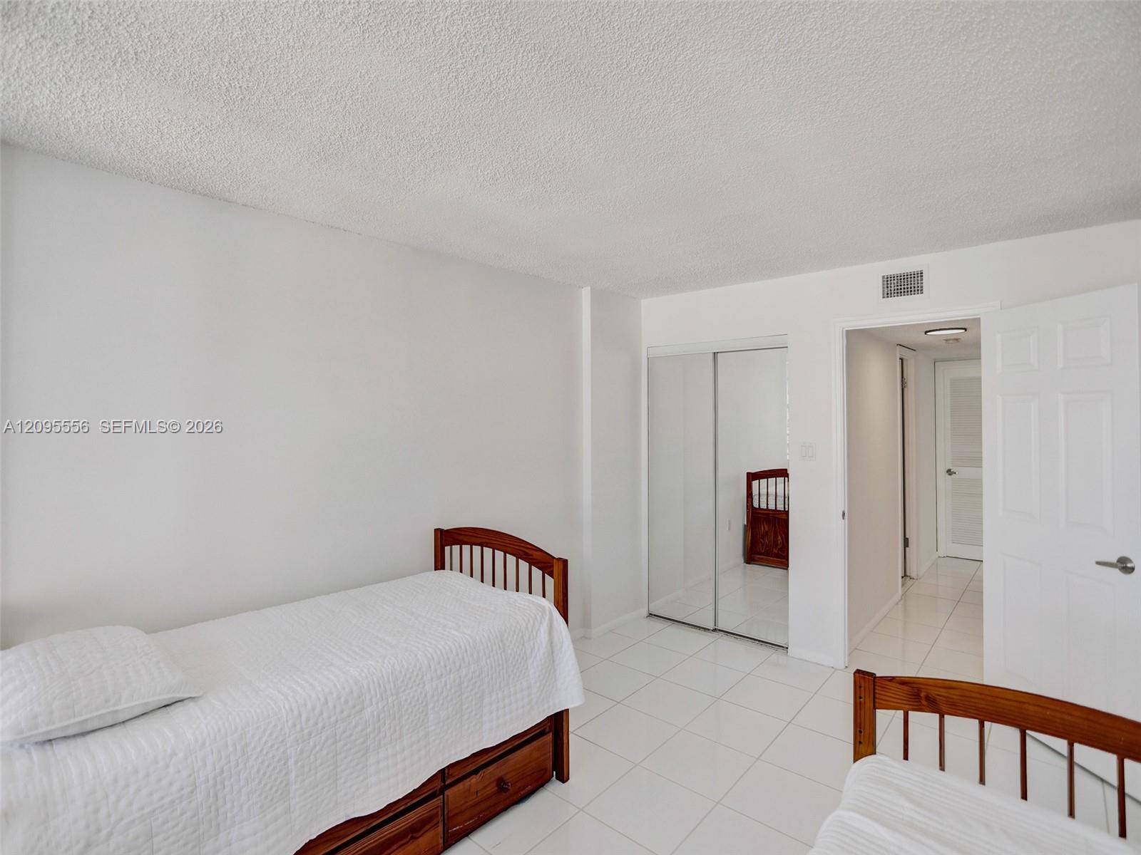 18071 Biscayne Boulevard 1701 Property Photo 23