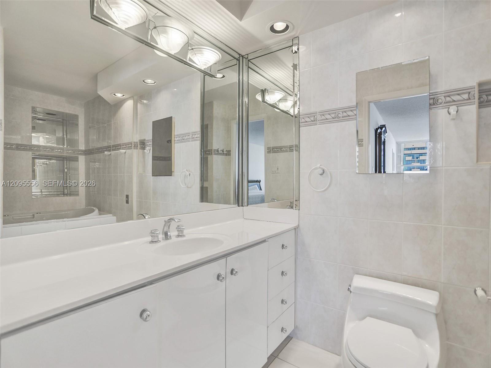 18071 Biscayne Boulevard 1701 Property Photo 25