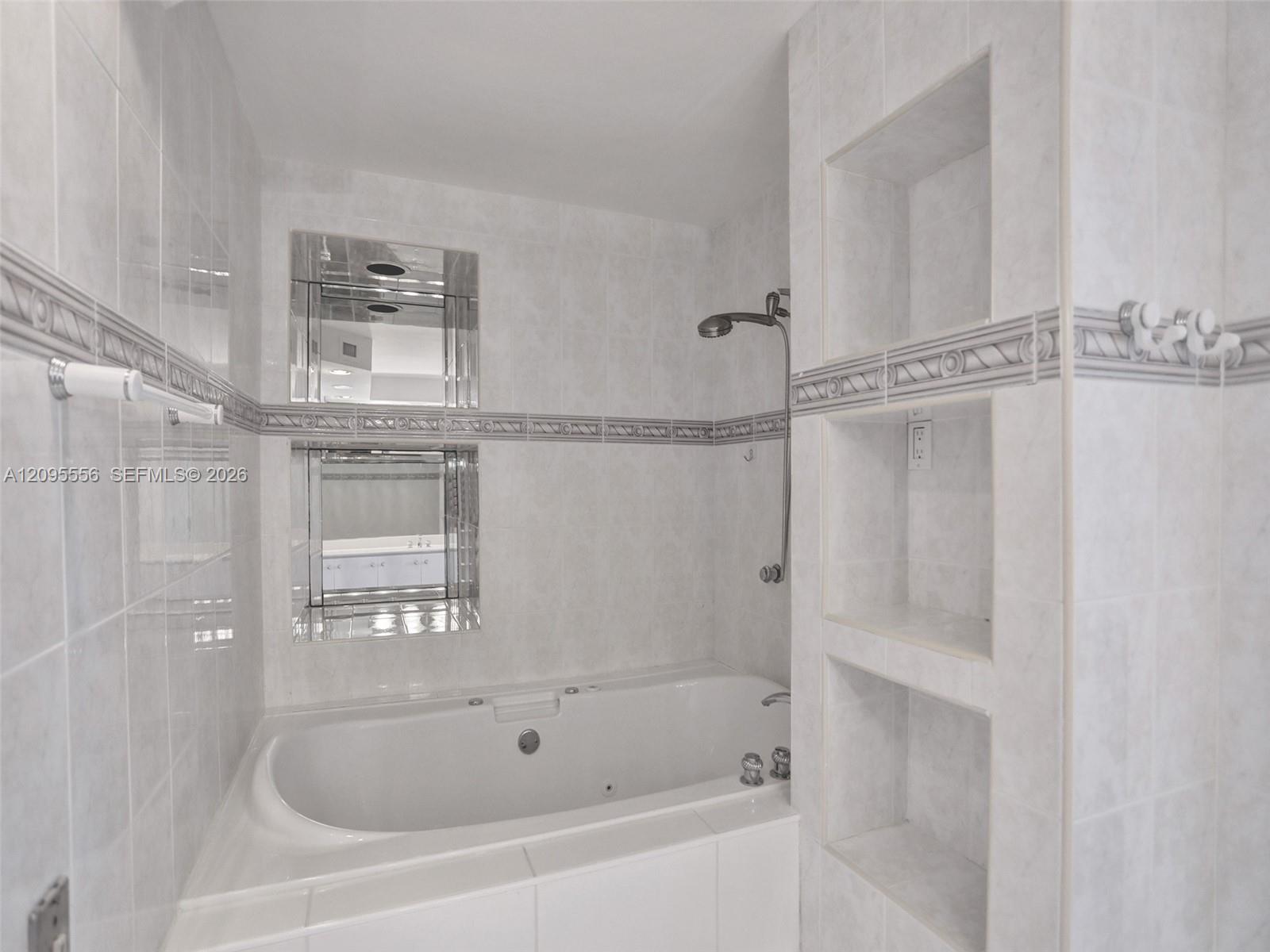 18071 Biscayne Boulevard 1701 Property Photo 26