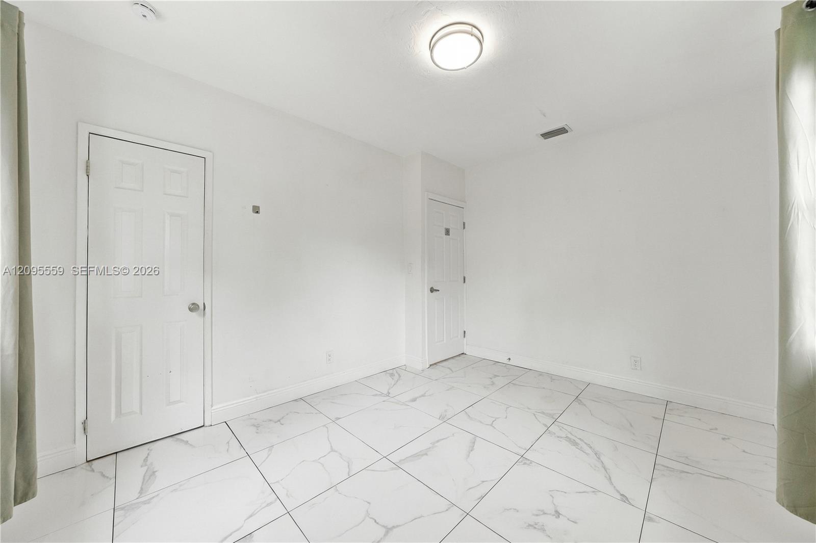 133 Sw 22nd Terrace Property Photo 13