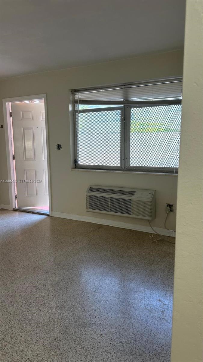 A12095580 Property Photo 4