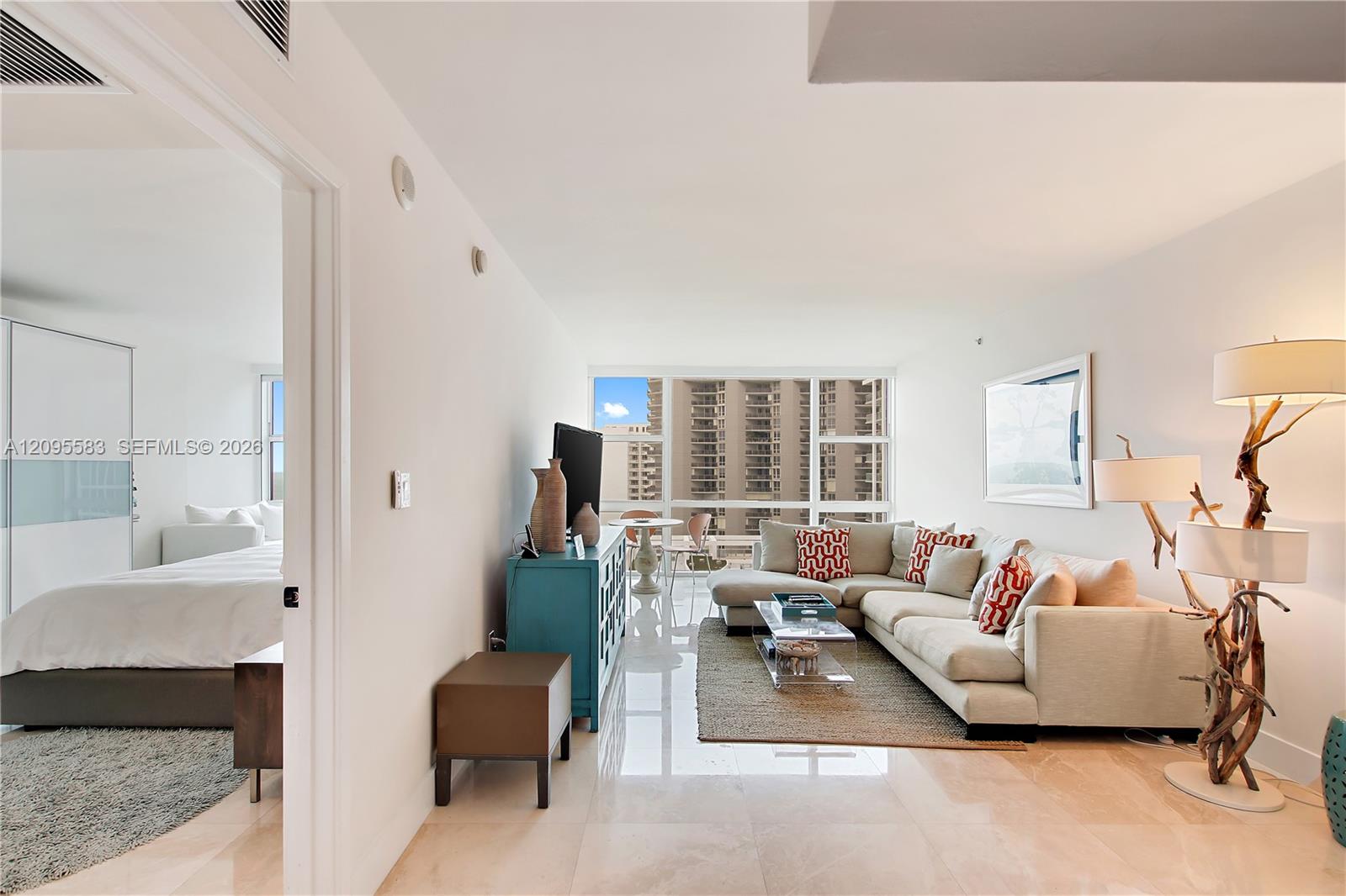 6801 Collins Avenue 1112 Property Photo 8