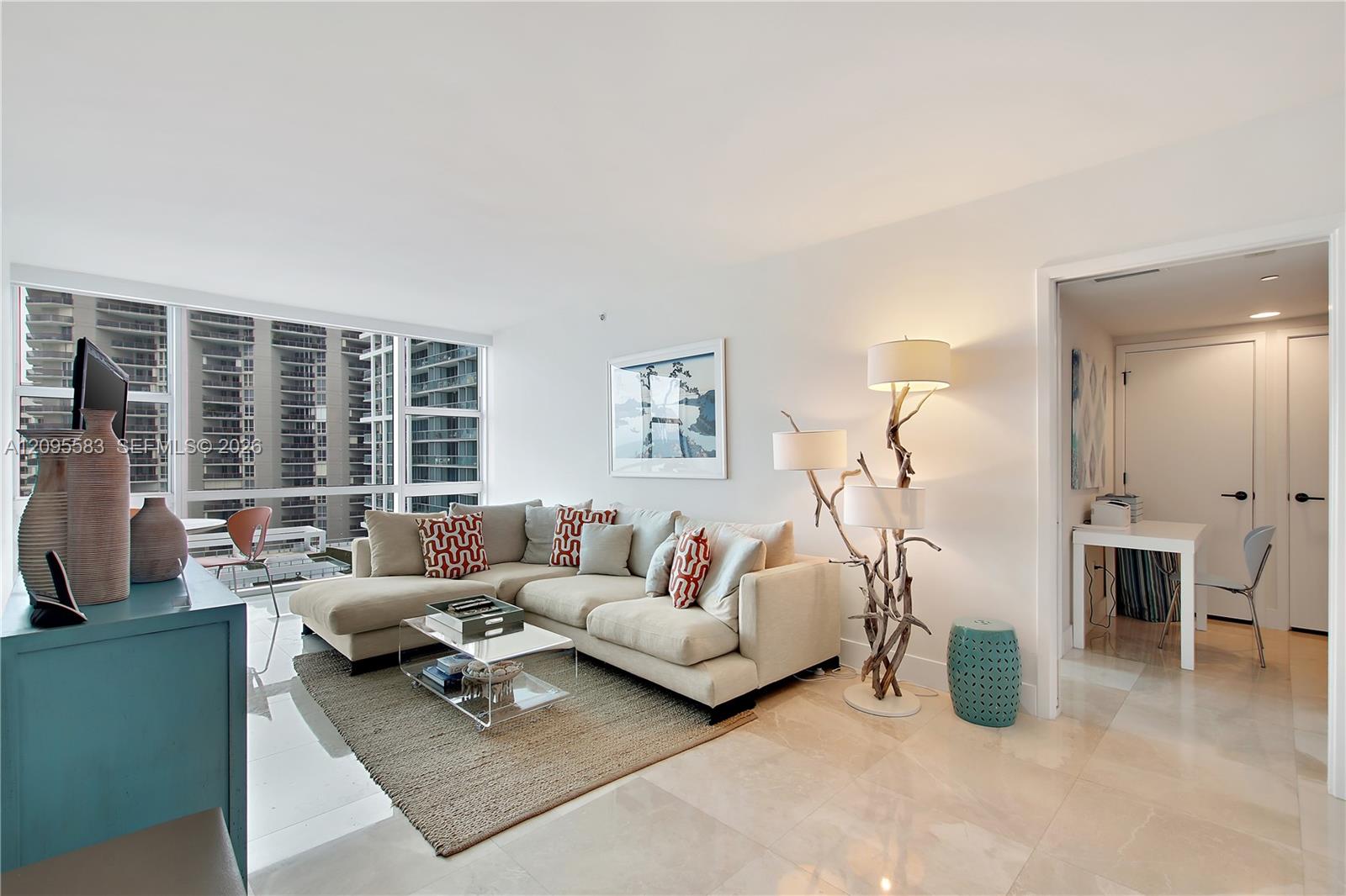 6801 Collins Avenue 1112 Property Photo 23