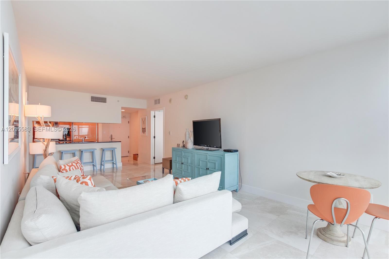 6801 Collins Avenue 1112 Property Photo 25