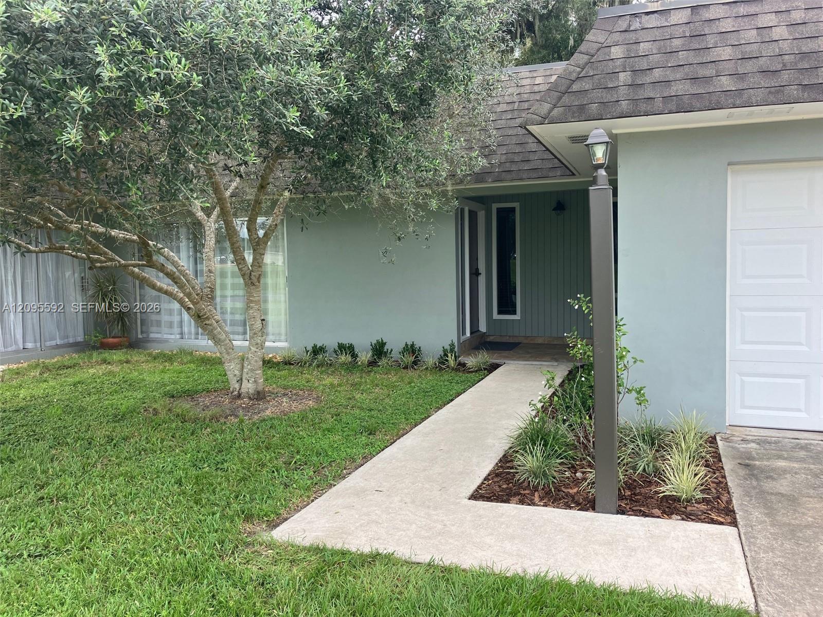 15790 Sw Famel Boulevard Property Photo 1