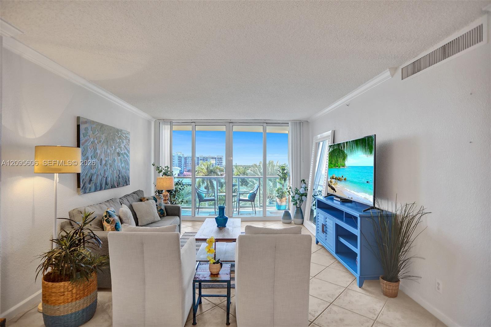 2501 S Ocean Drive 531 (available Dec 10) Property Photo 7