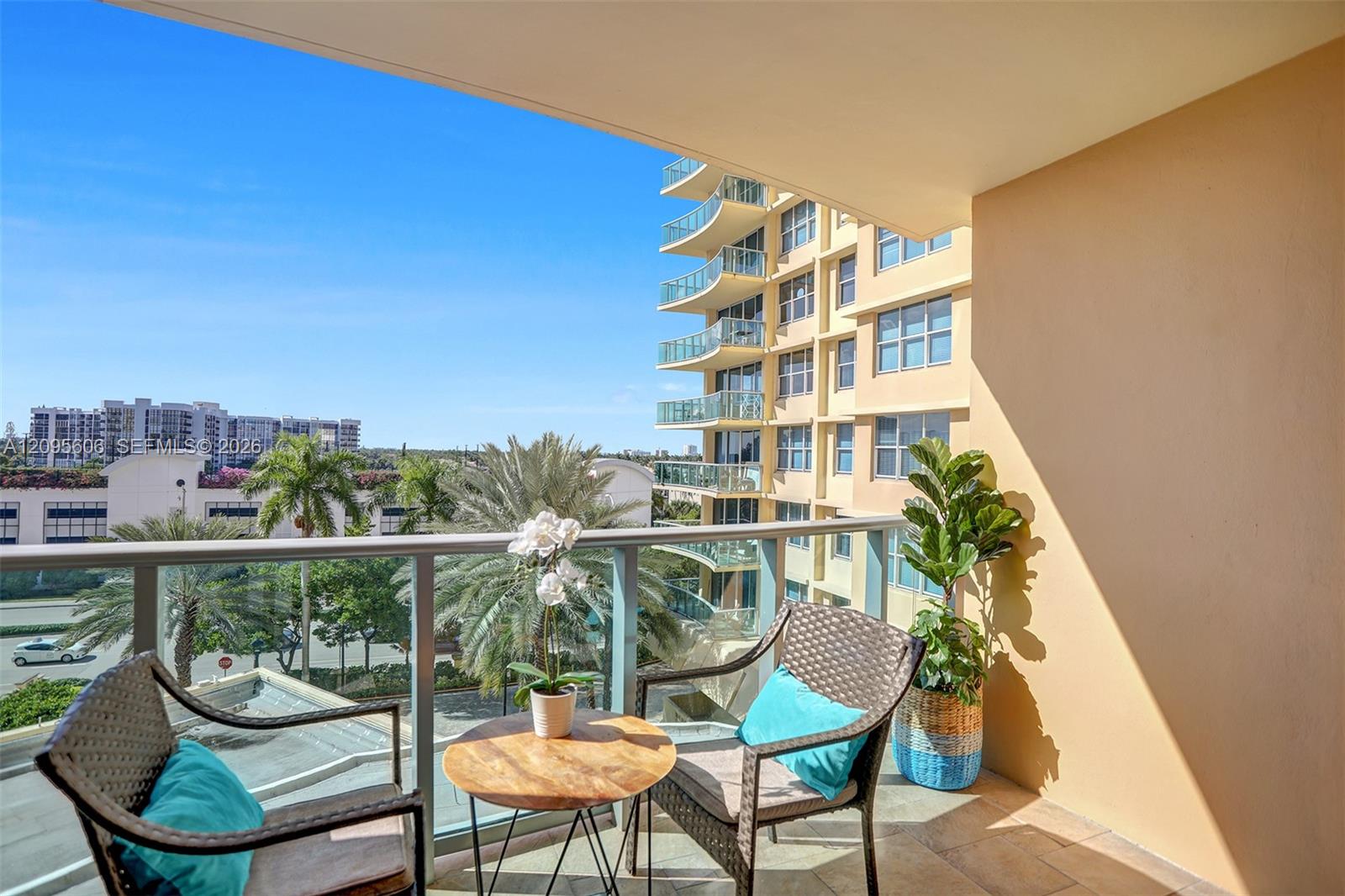 2501 S Ocean Drive 531 (available Dec 10) Property Photo 24