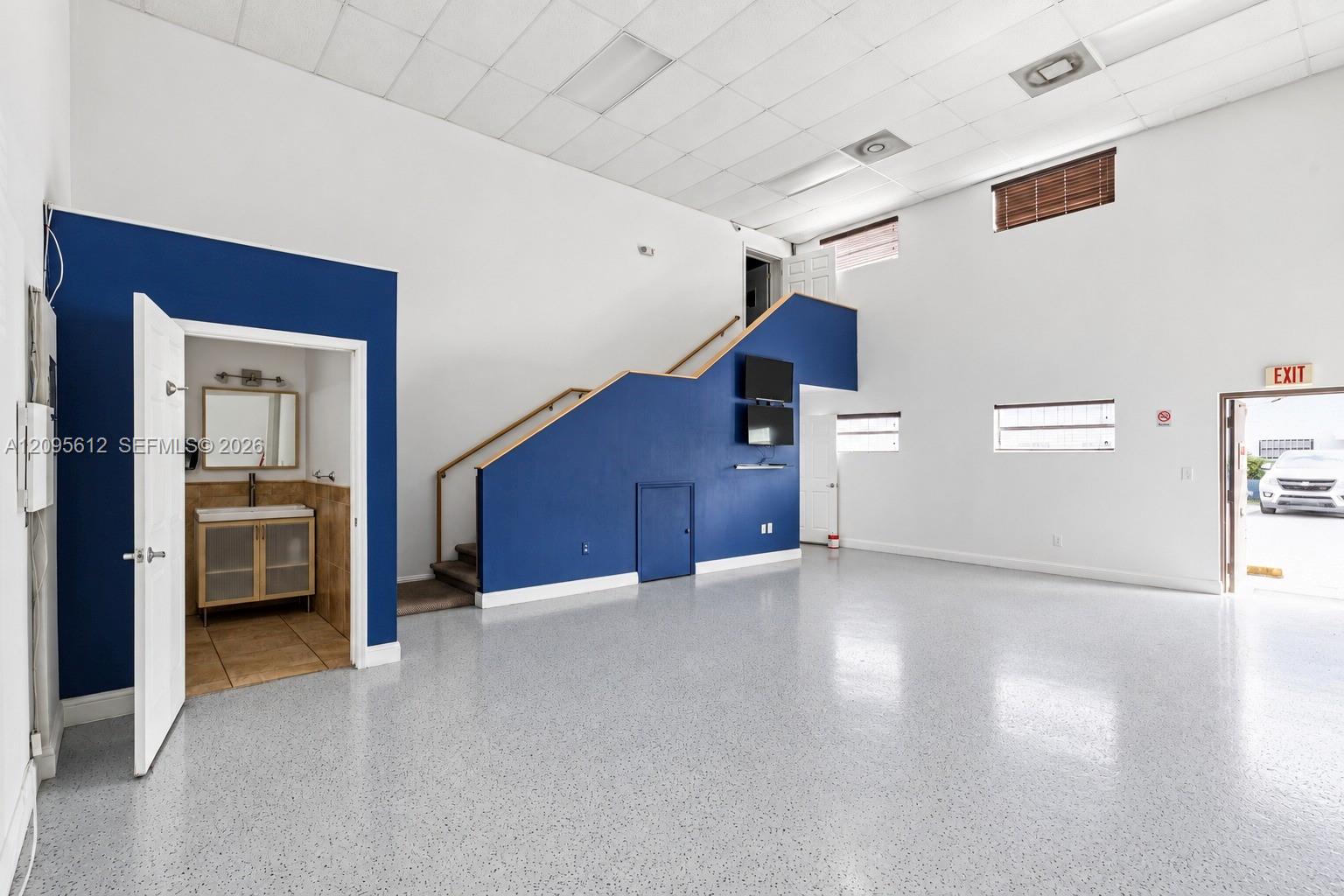 8269 Nw 64th Street 50 & 51 Property Photo 6
