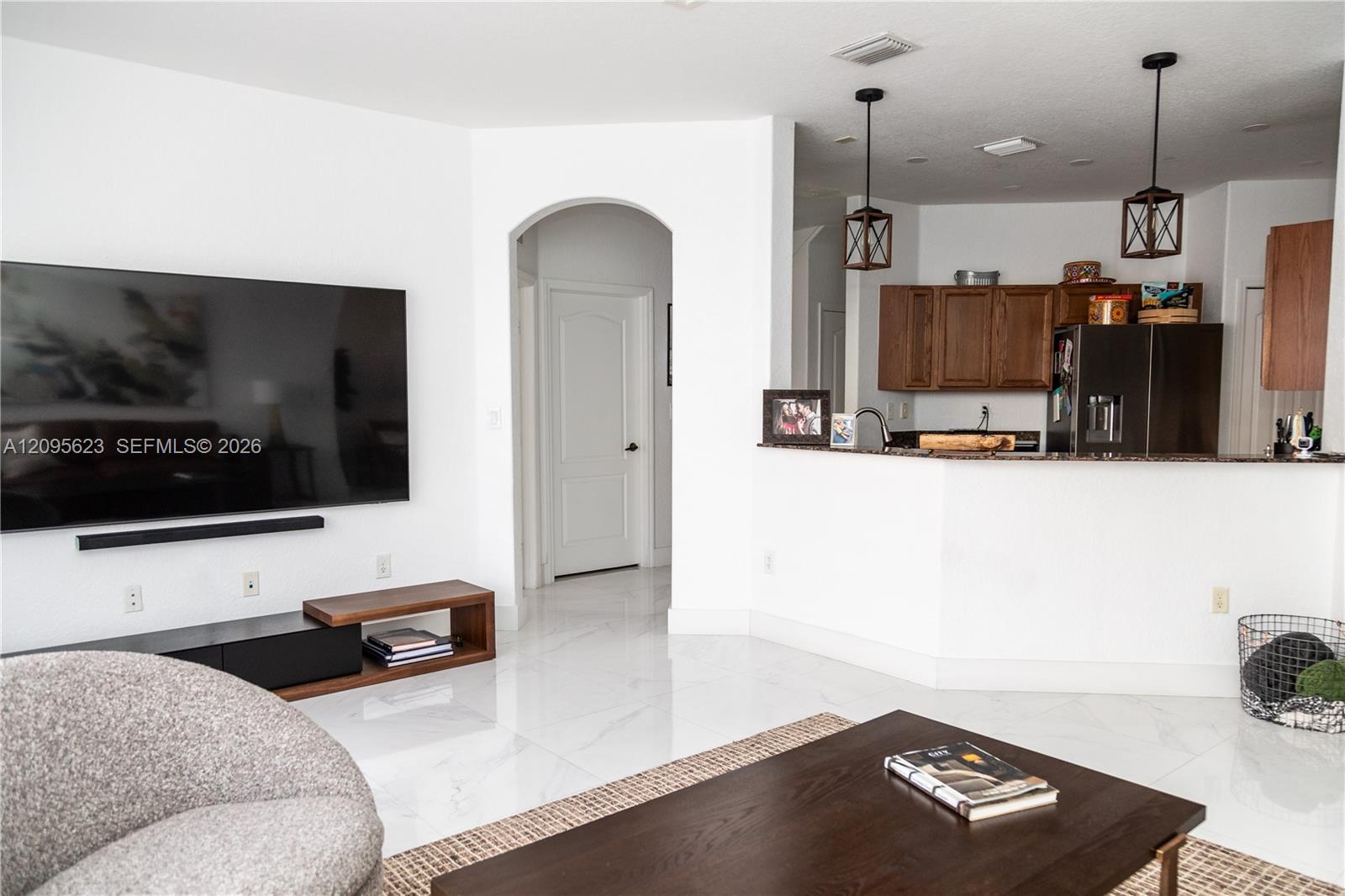 A12095623 Property Photo 8