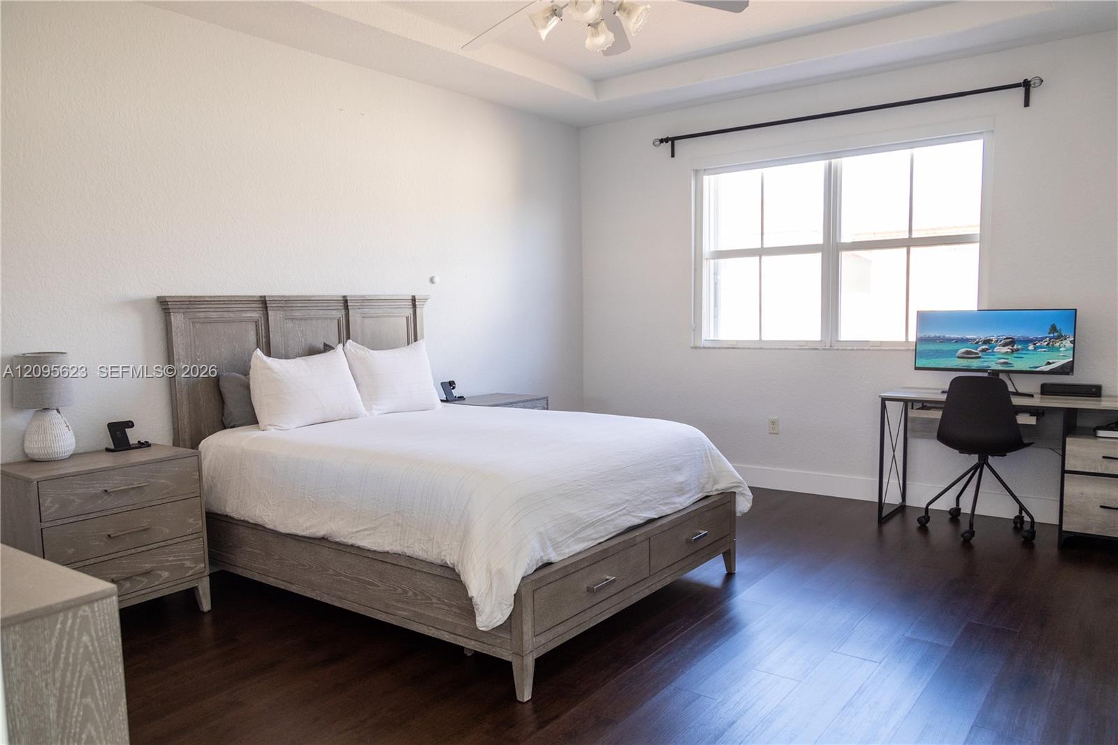 A12095623 Property Photo 16
