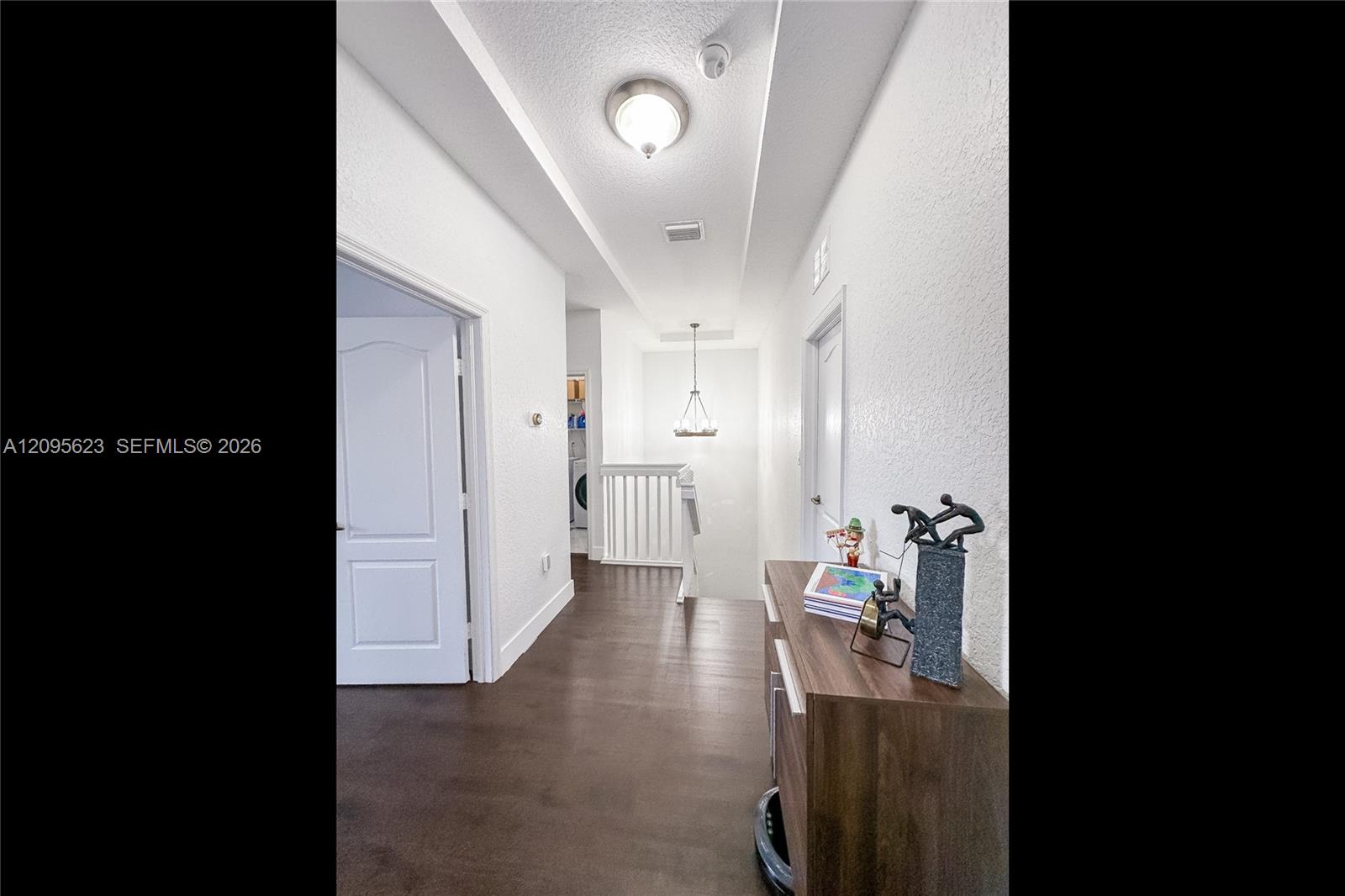 A12095623 Property Photo 17