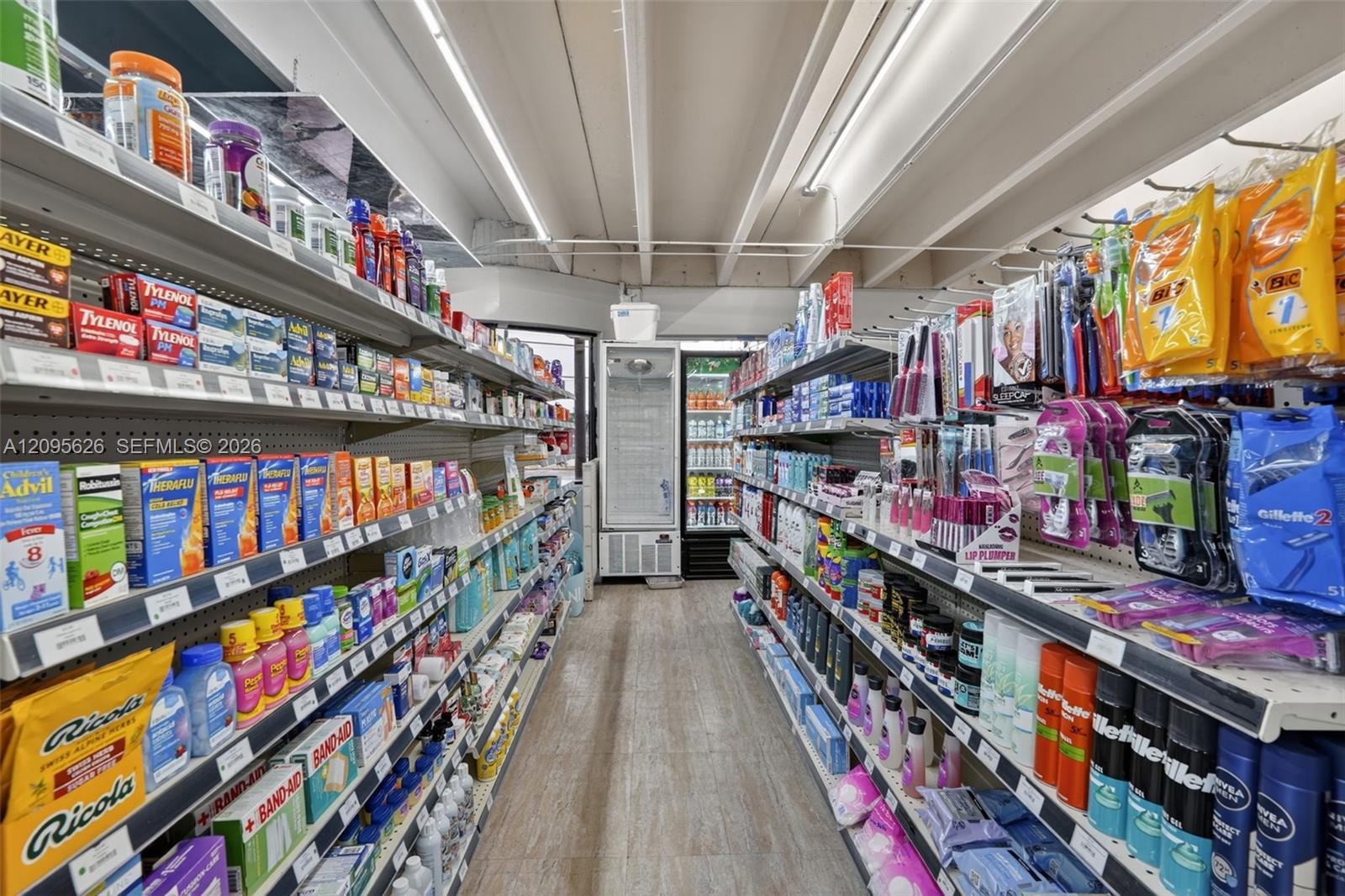 Turnkey Grocery Property Photo 15