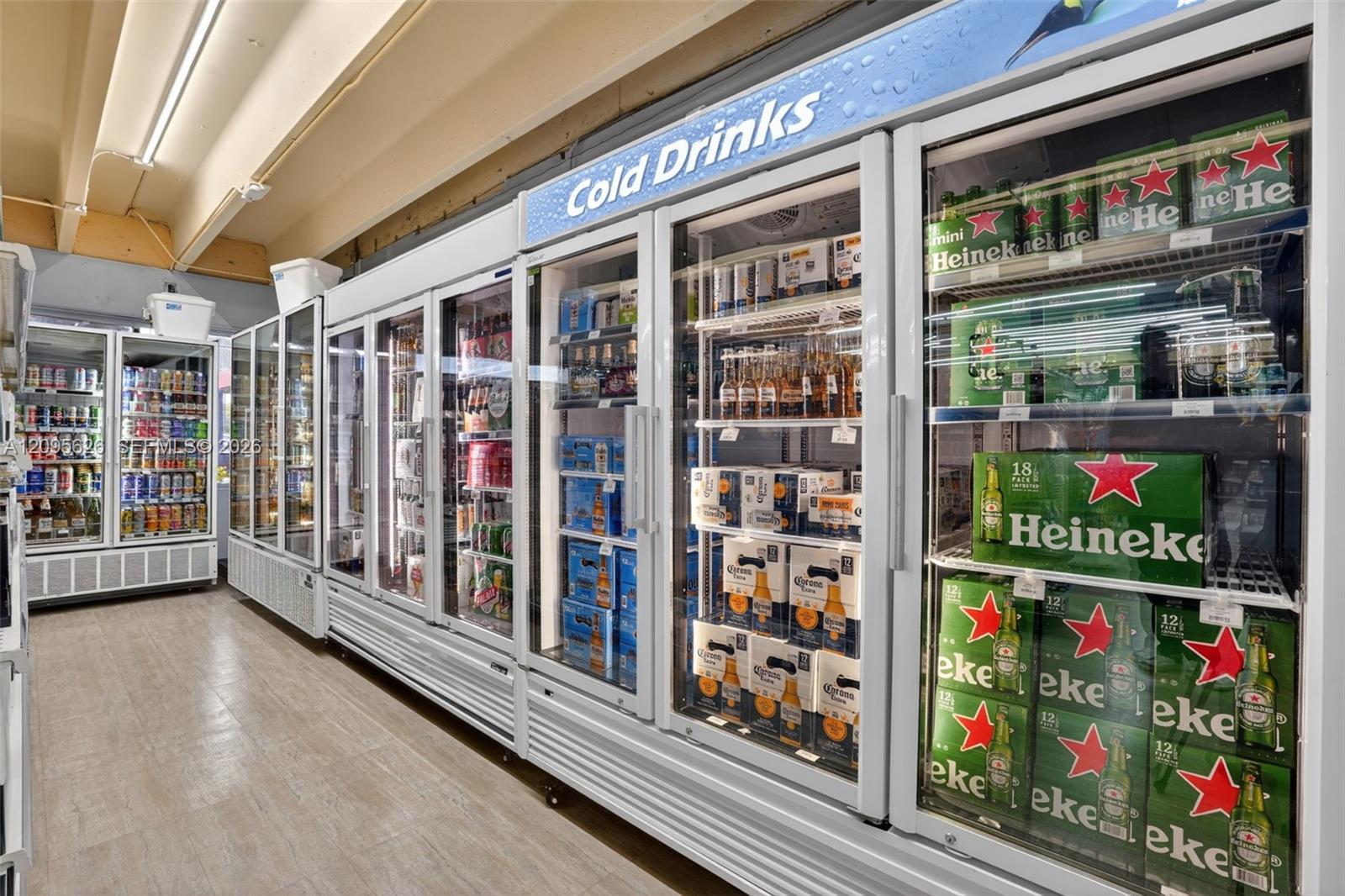 Turnkey Grocery Property Photo 18