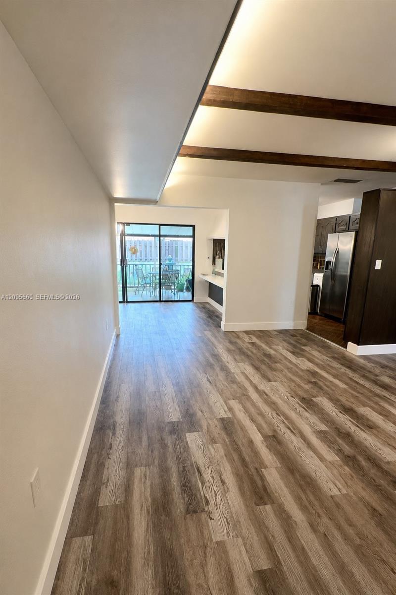 A12095660 Property Photo 6