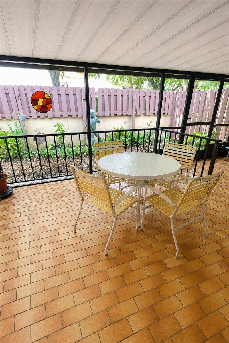 A12095660 Property Photo 9
