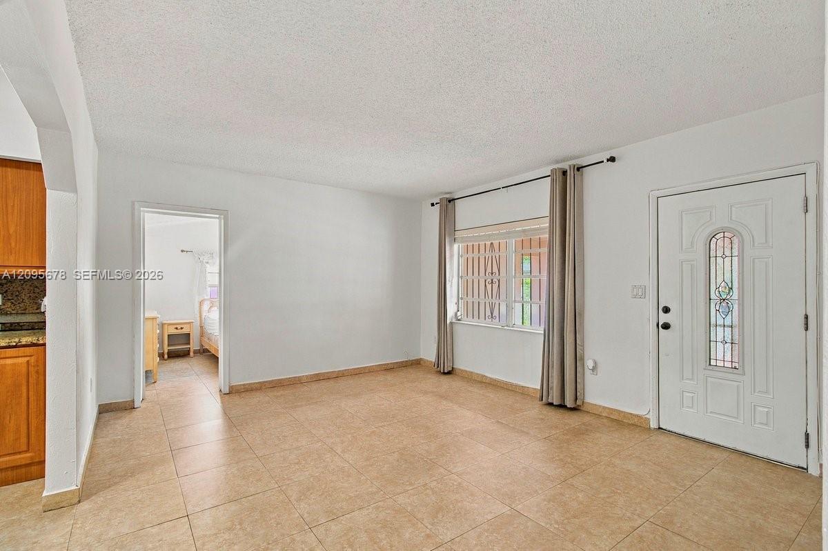 2428 Sw 12th Street Property Photo 23