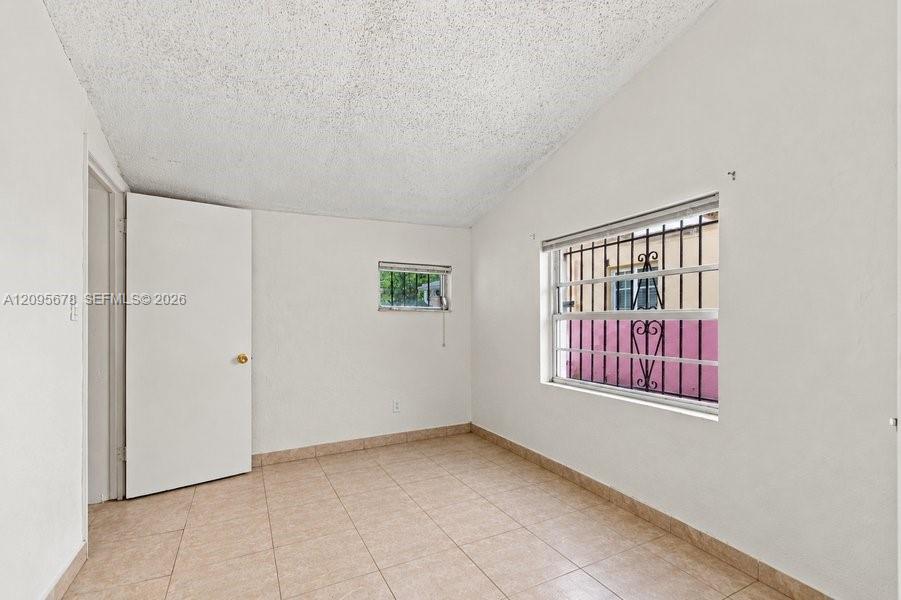 2428 Sw 12th Street Property Photo 38