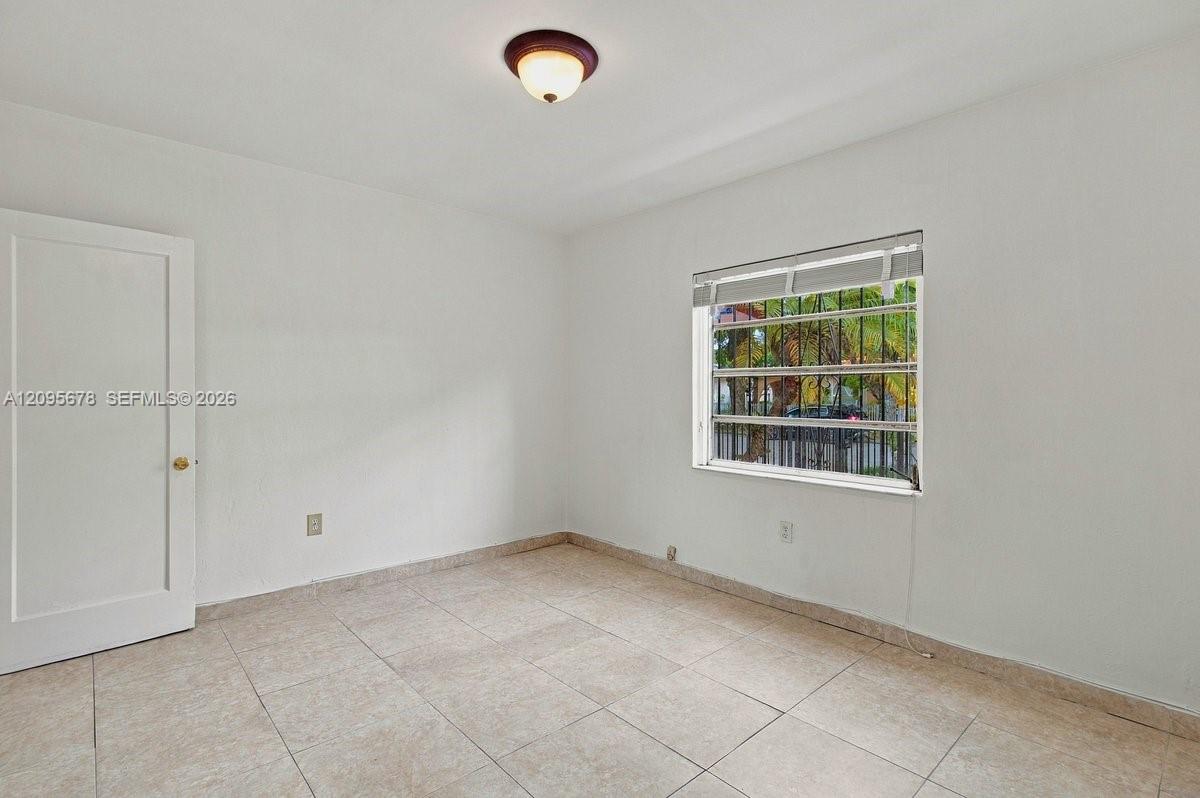 2428 Sw 12th Street Property Photo 42