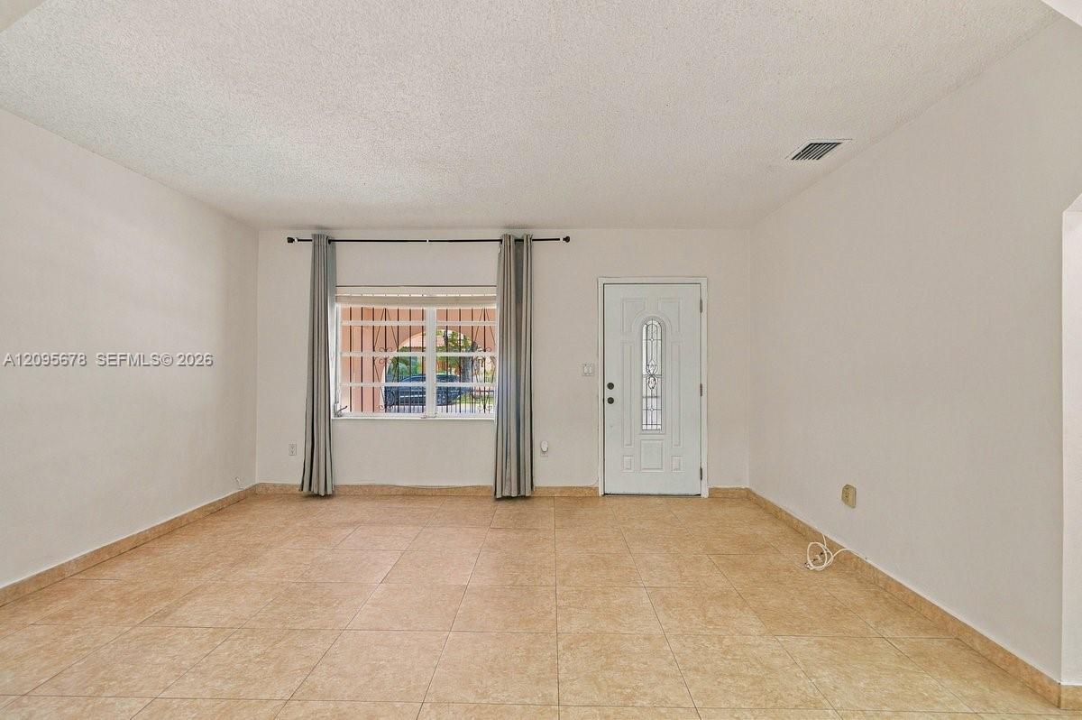 2428 Sw 12th Street Property Photo 48