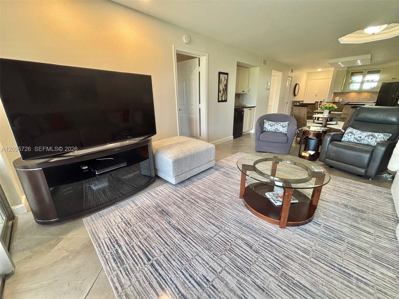 3920 Inverrary Boulevard 607c Property Photo 19