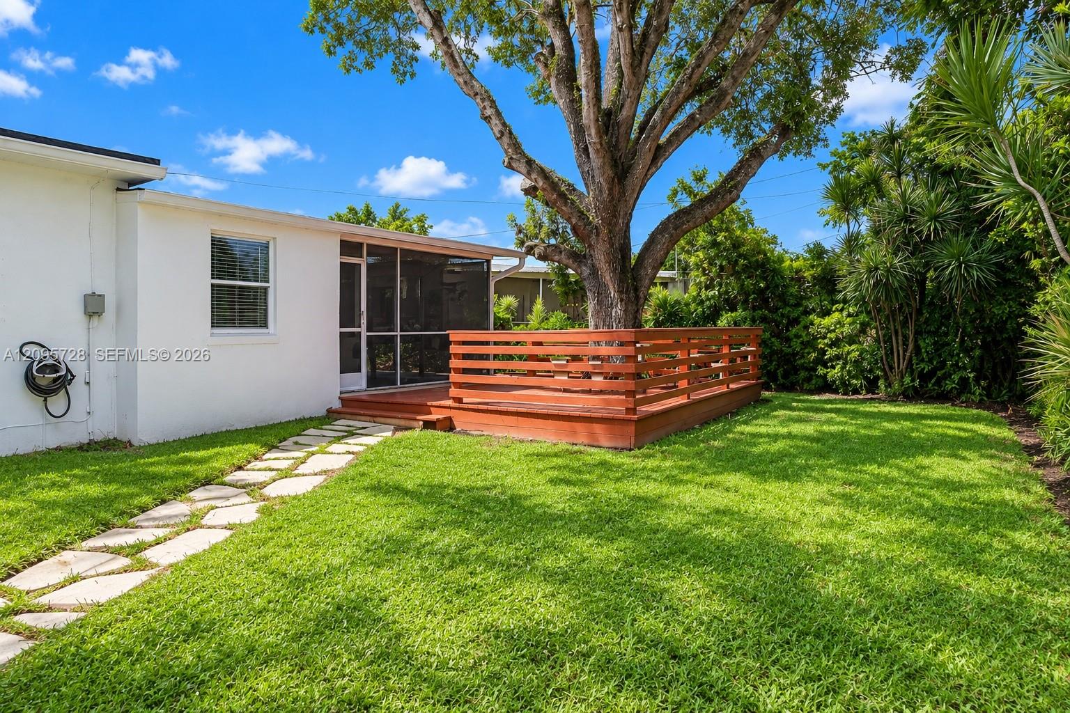 3121 Sw 15th Court Property Photo 11