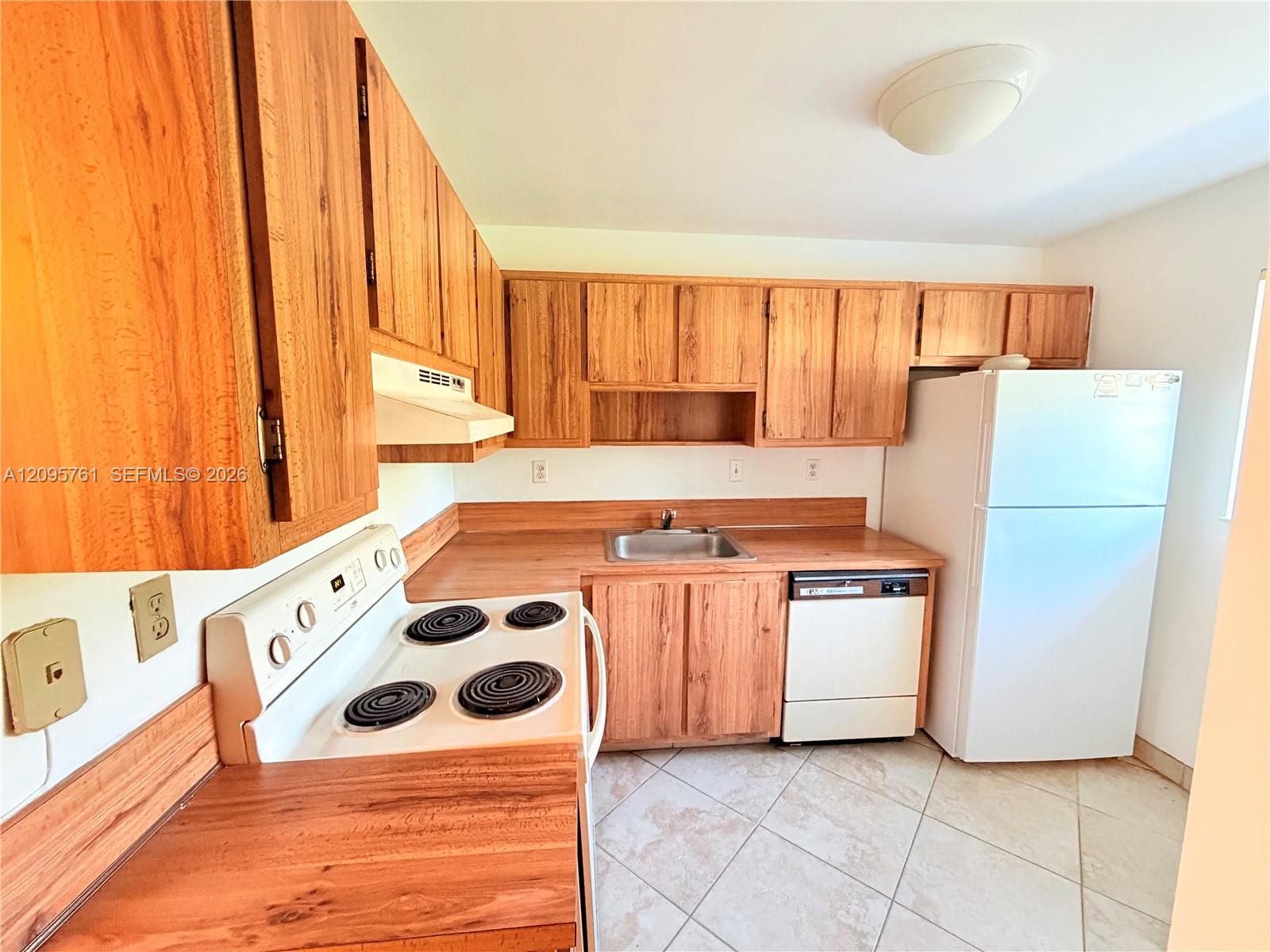 107 Gardens Drive 106 Property Photo 7