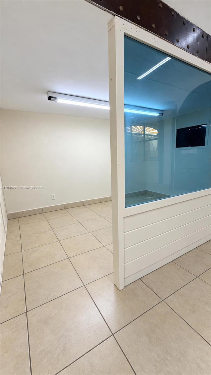 341 W 21st Street Property Photo 8