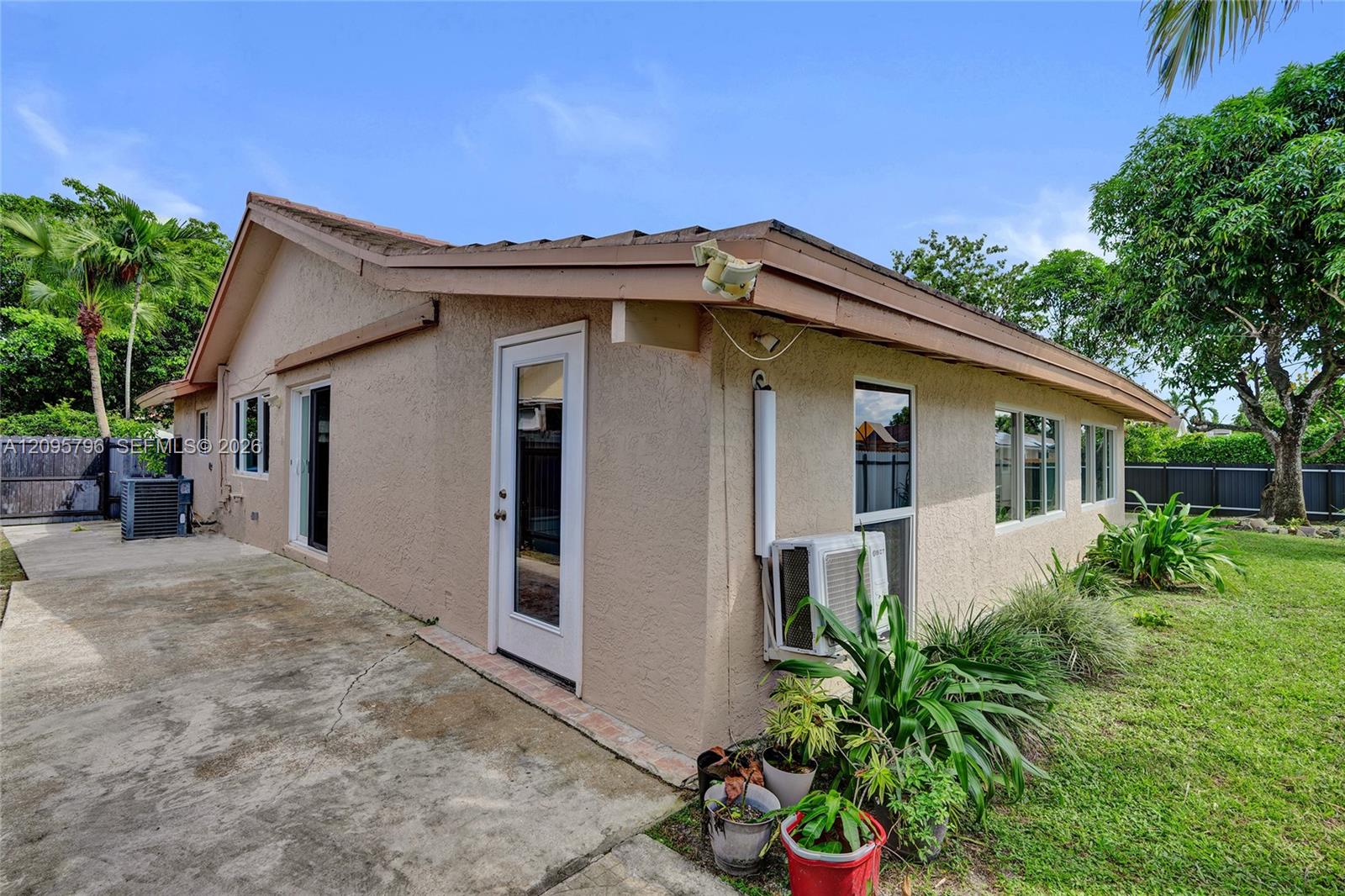 20102 Nw 62nd Avenue Property Photo 41