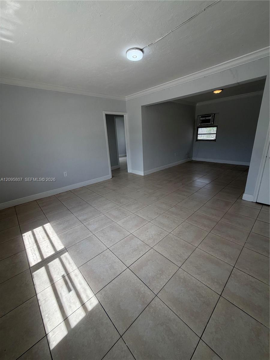 561 SW 7th Street 1 Property Photo 1