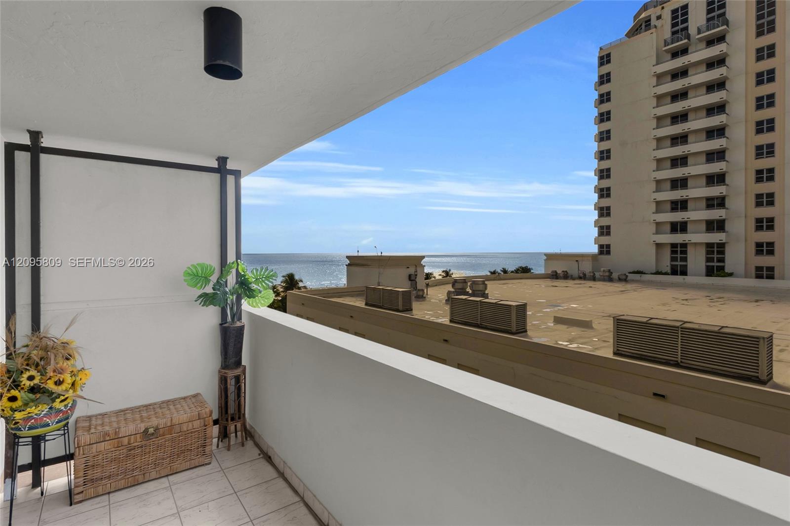 1623 Collins Avenue 812 Property Photo 15