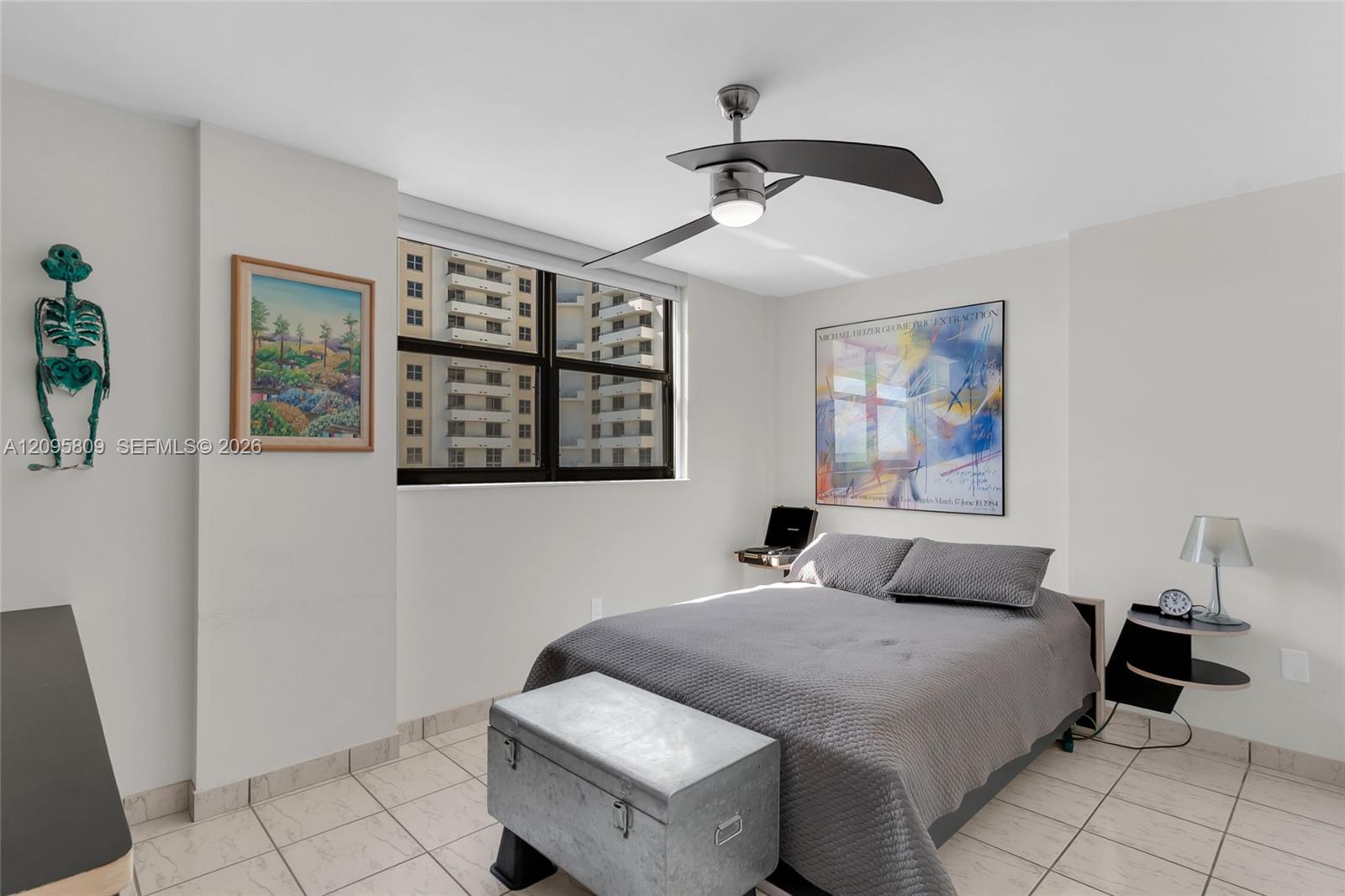1623 Collins Avenue 812 Property Photo 23