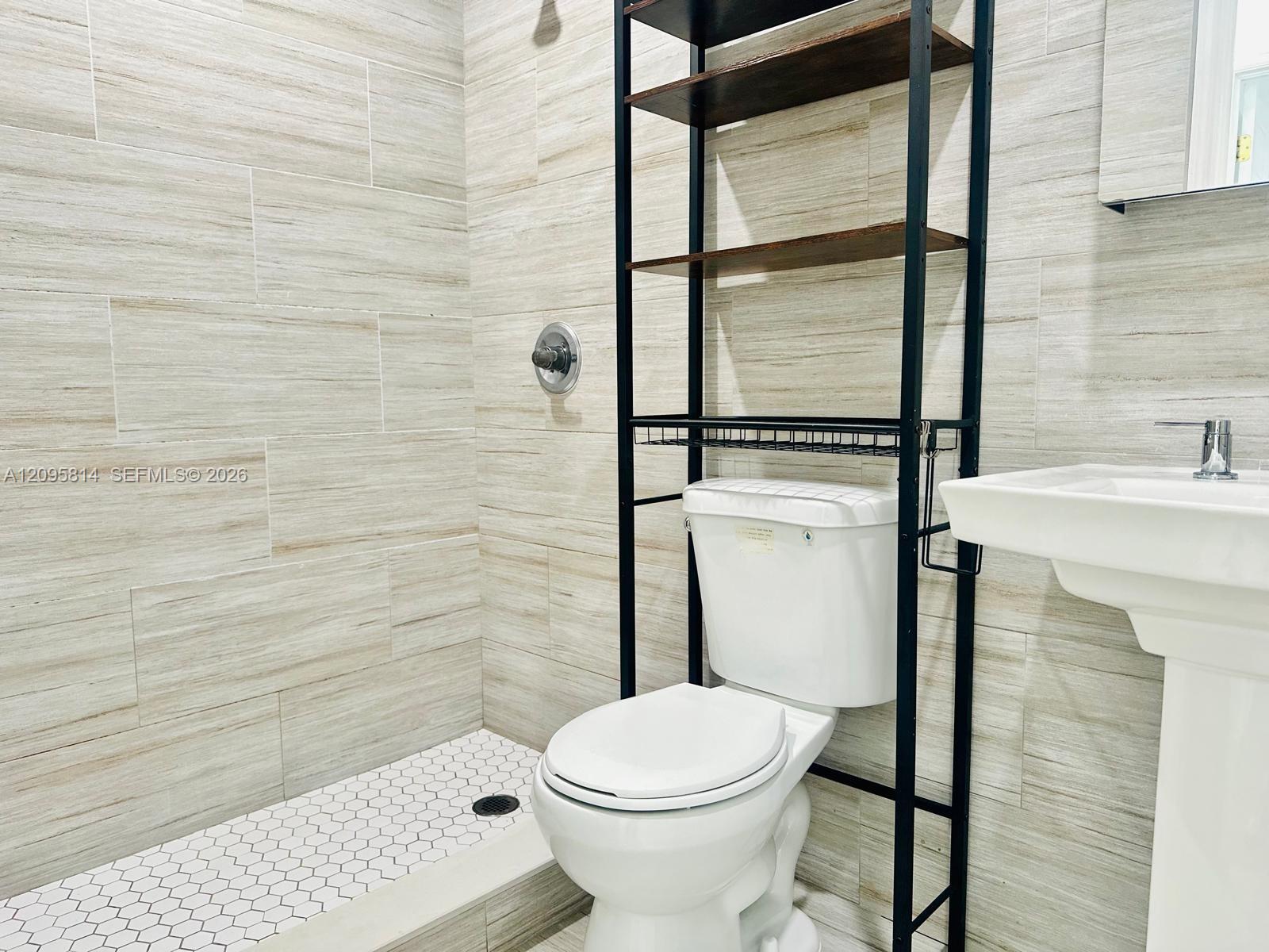 43 Glen Royal Parkway 6 Property Photo 12