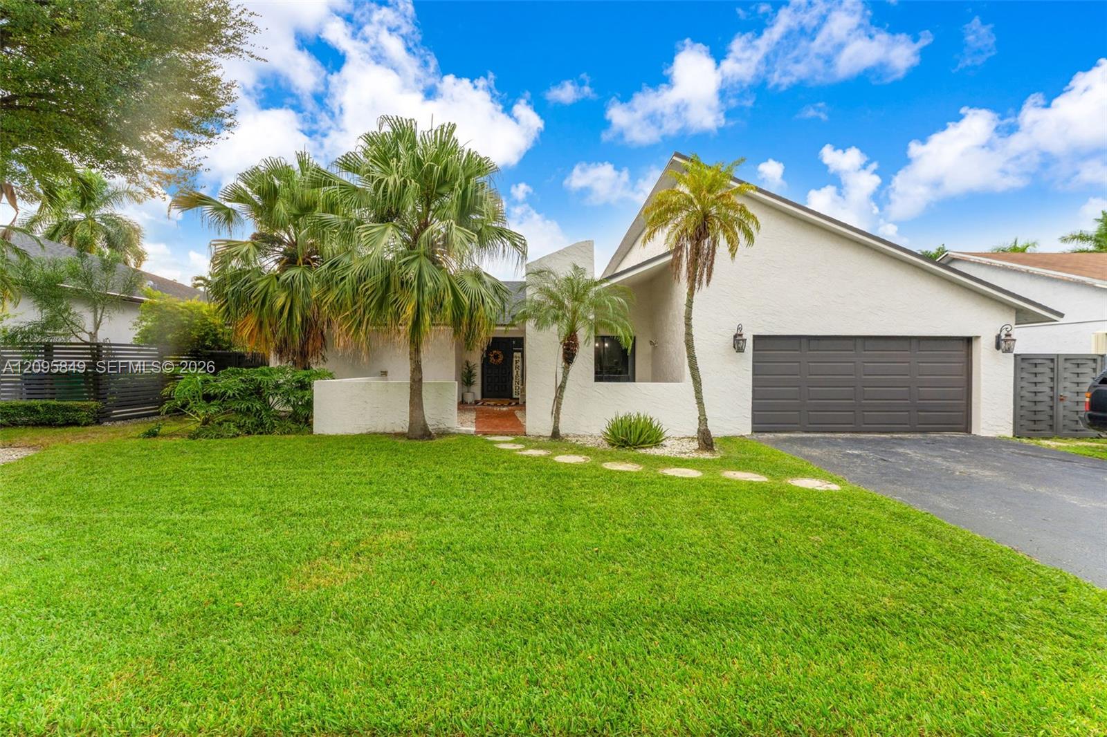 13711 Sw 108th Street Property Photo 1