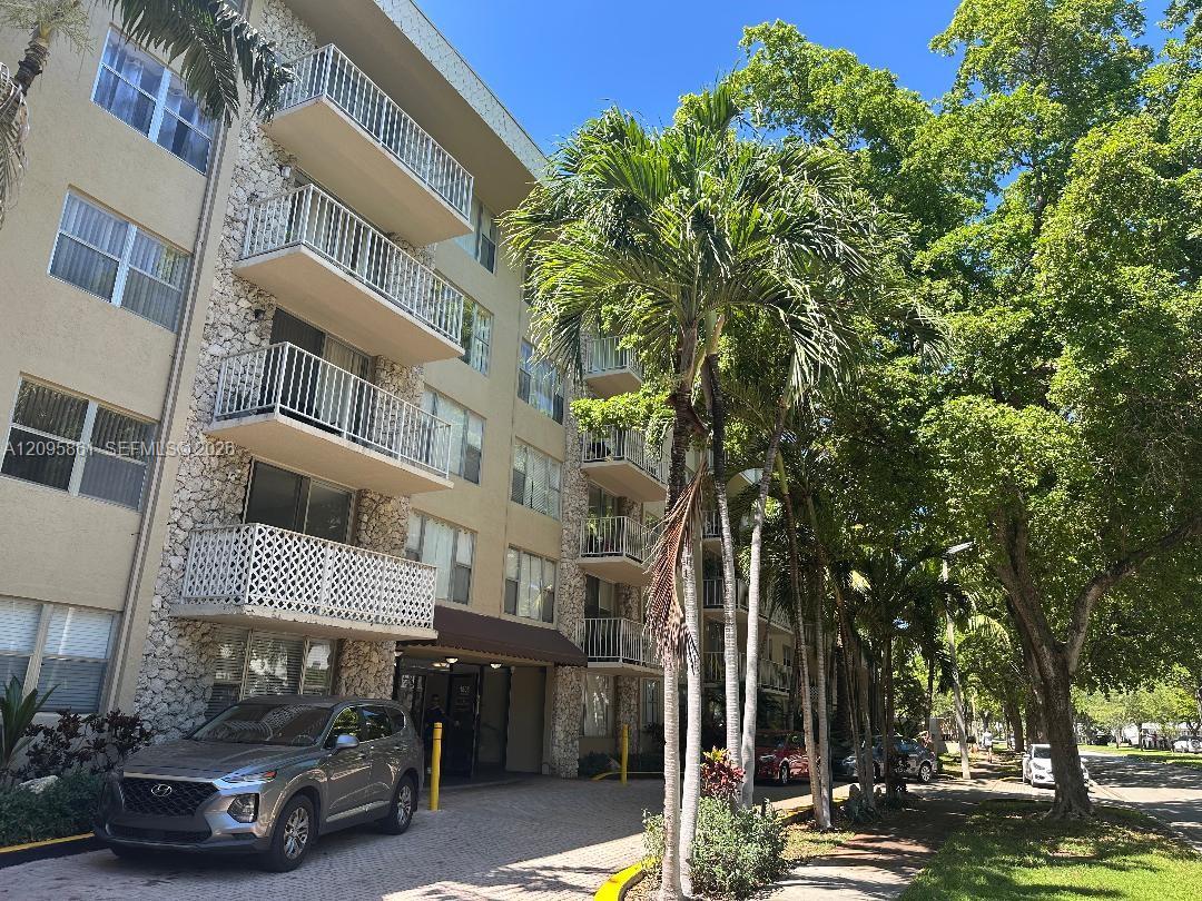 1805 Sans Souci Boulevard 301 Property Photo 1