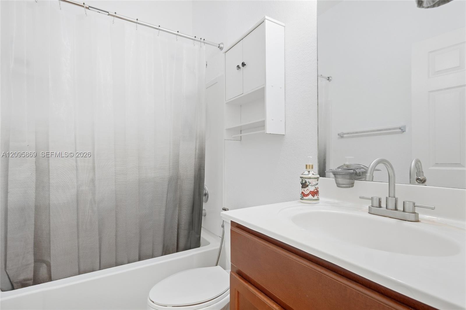 10870 Nw 88th Terrace 214 Property Photo 22