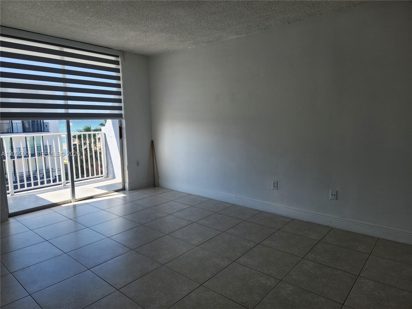 1801 S Treasure Drive 419 Property Photo 4