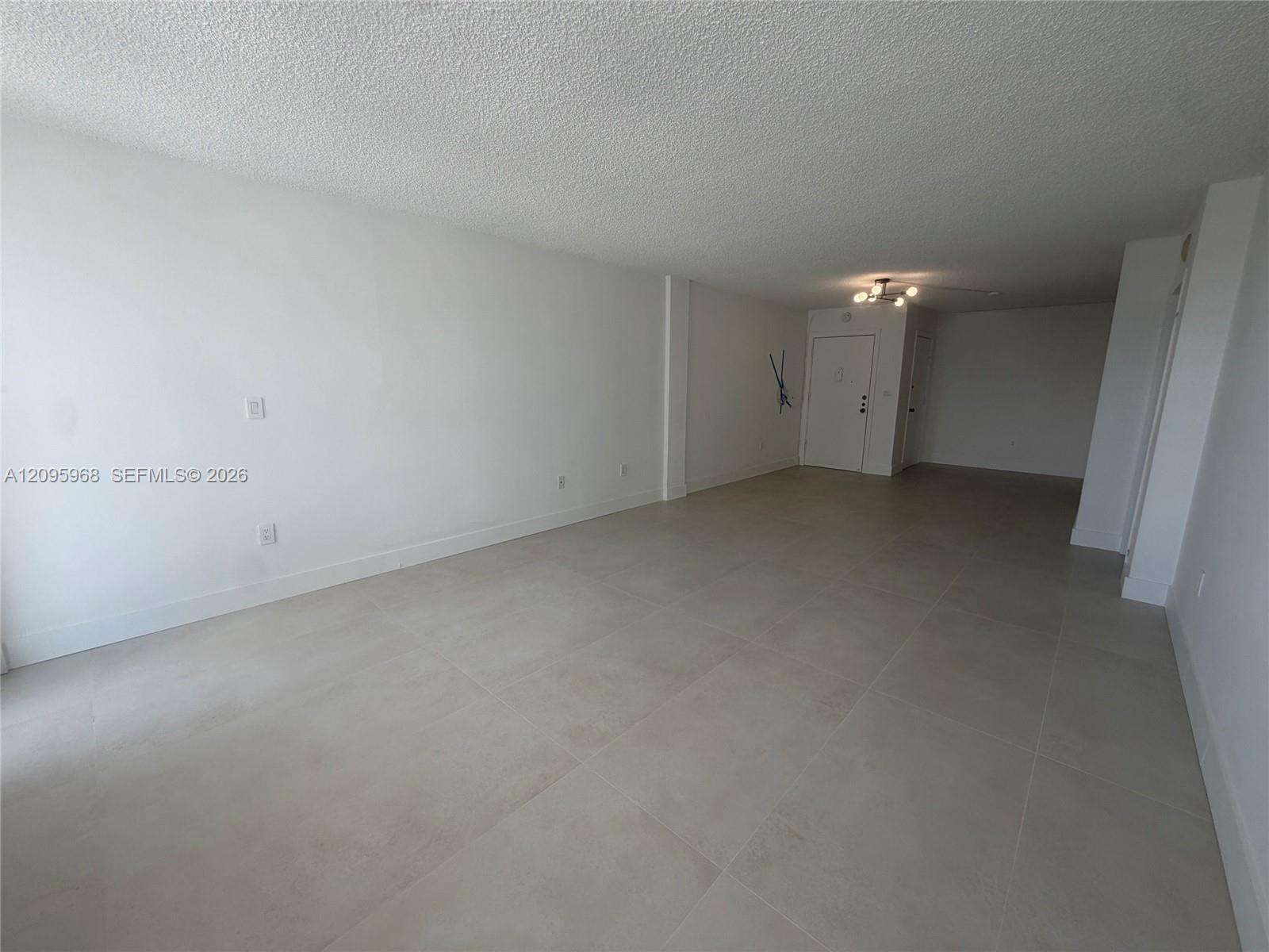 245 18th Street 805 Property Photo 9